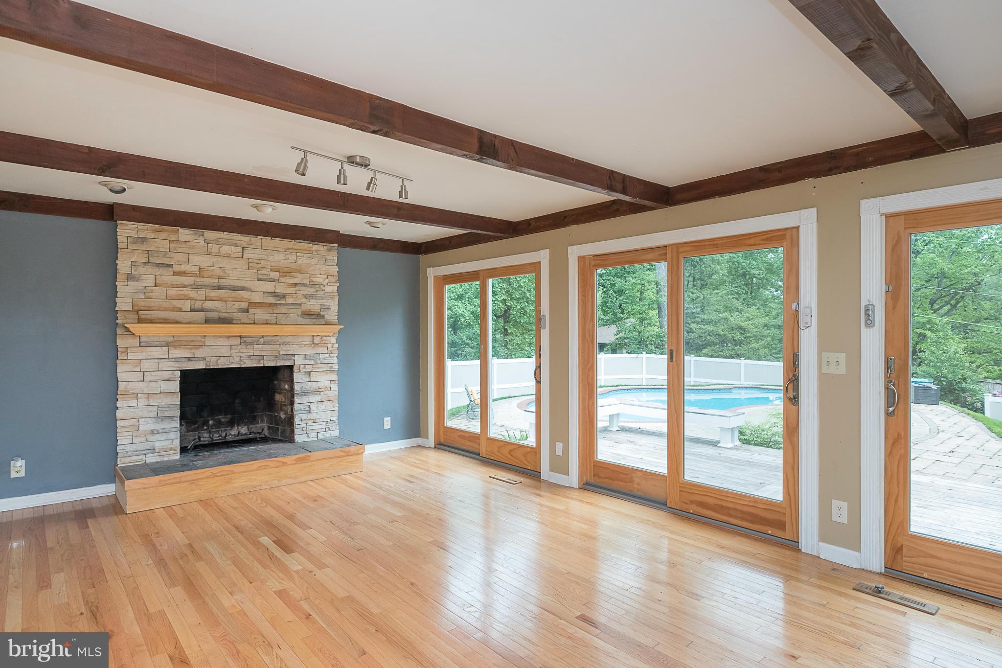 ULMSTEAD ESTATES - Residential