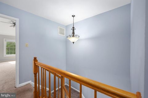 Tiny photo for 410 Fair Oaks Avenue, STAFFORD, VA 22554 (MLS # VAST2049178)