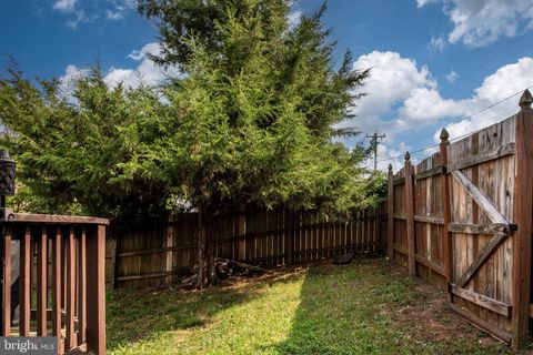 Tiny photo for 410 Fair Oaks Avenue, STAFFORD, VA 22554 (MLS # VAST2049178)