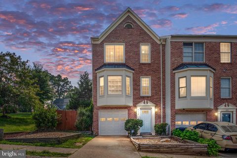 Photo of 410 Fair Oaks Avenue, STAFFORD, VA 22554 (MLS # VAST2049178)
