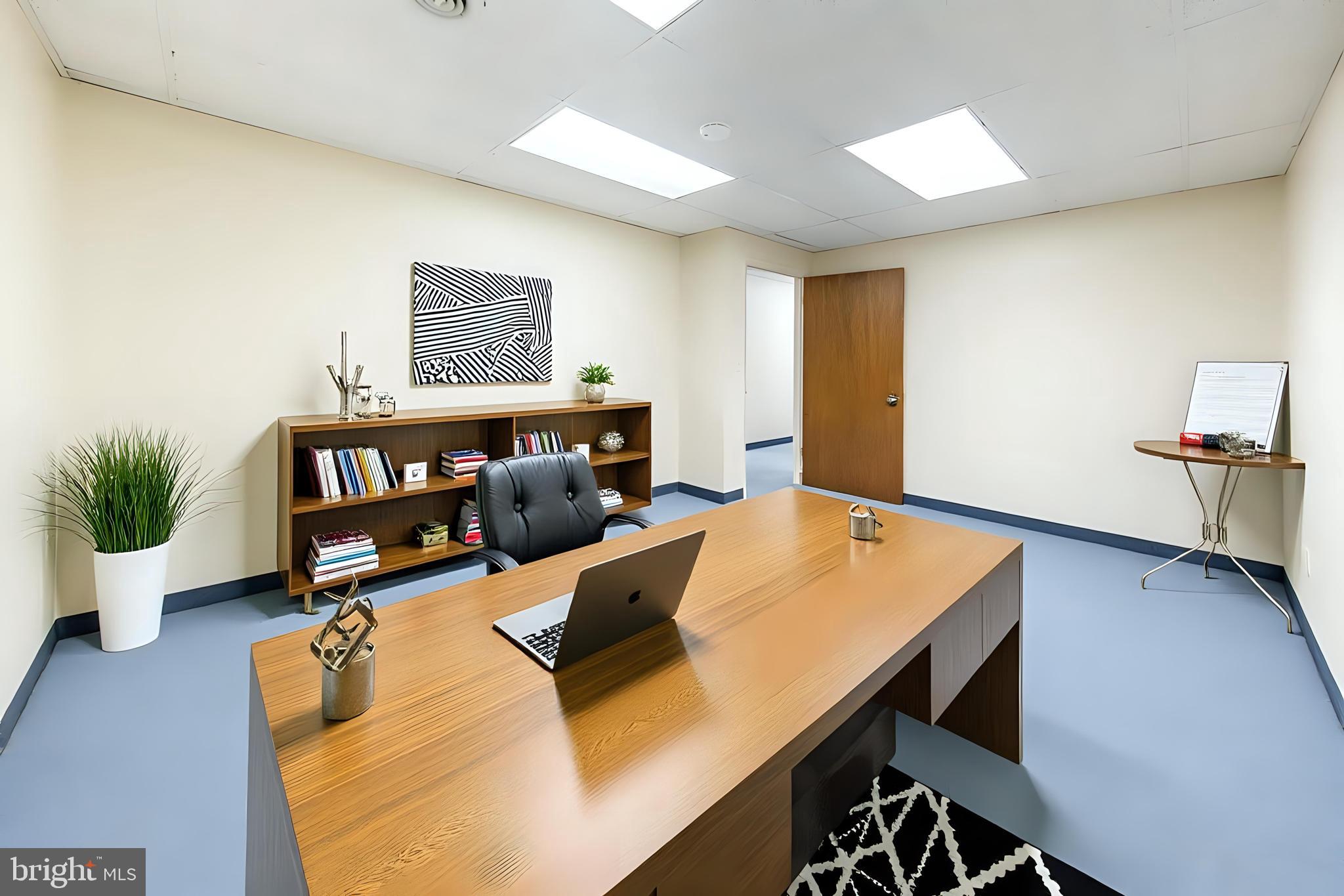 PARK PLACE PROFESSIONAL CENTER - Commercial Sale