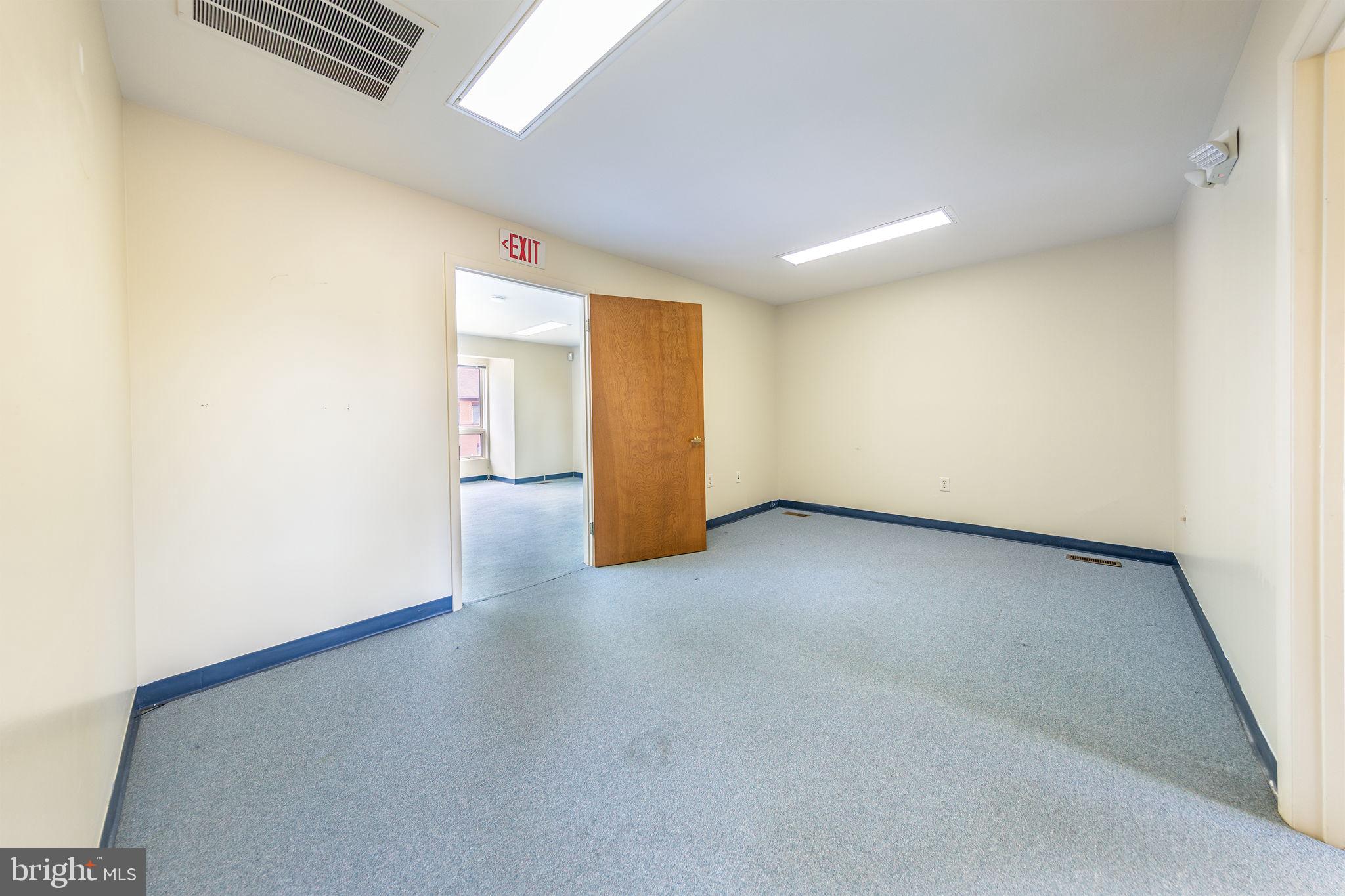 PARK PLACE PROFESSIONAL CENTER - Commercial Sale