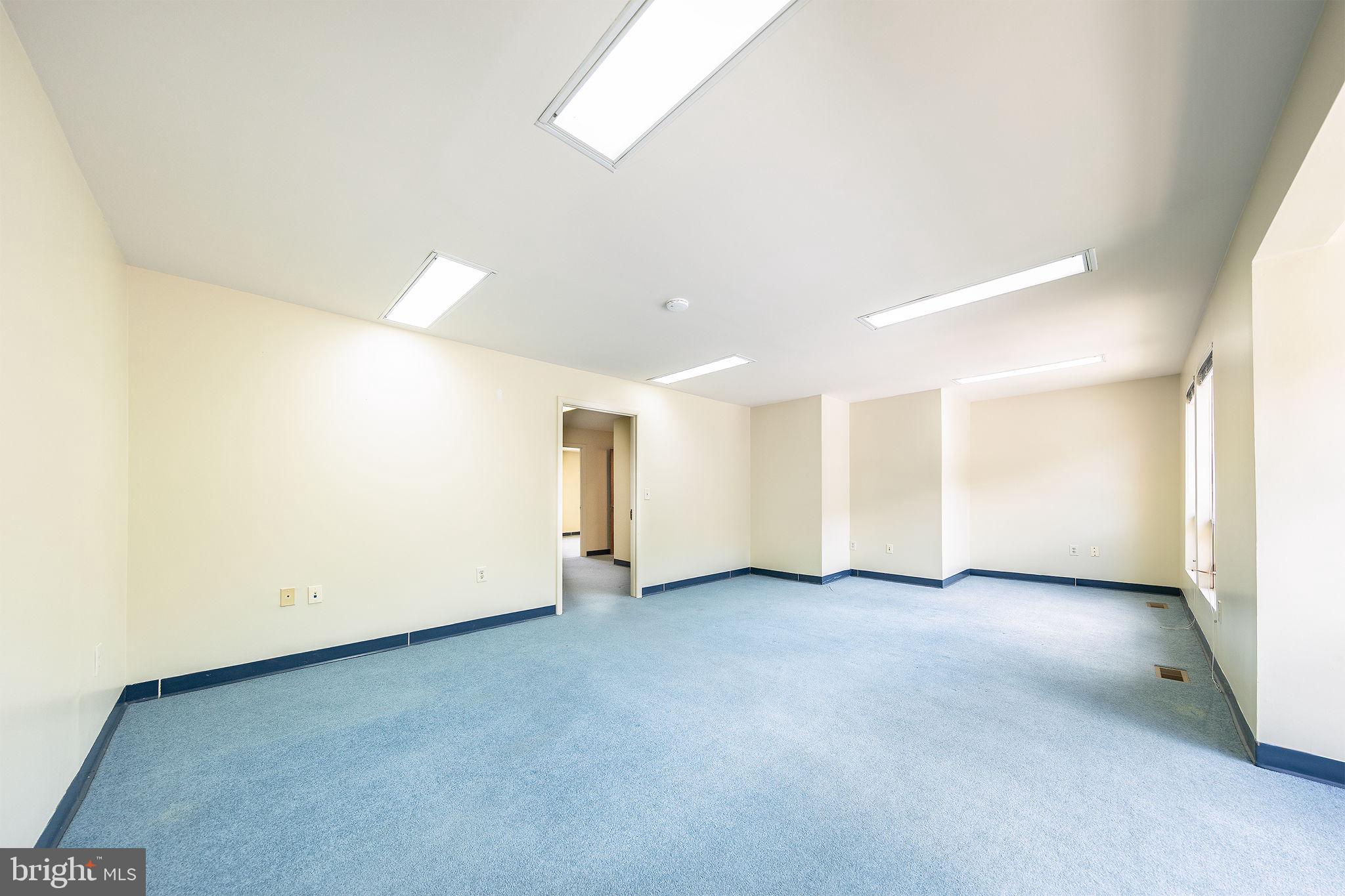 PARK PLACE PROFESSIONAL CENTER - Commercial Sale