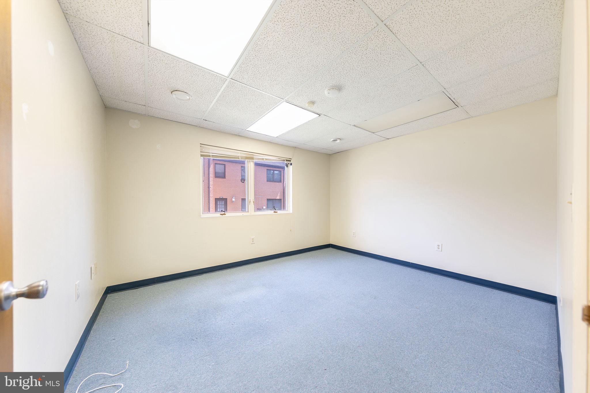 PARK PLACE PROFESSIONAL CENTER - Commercial Sale