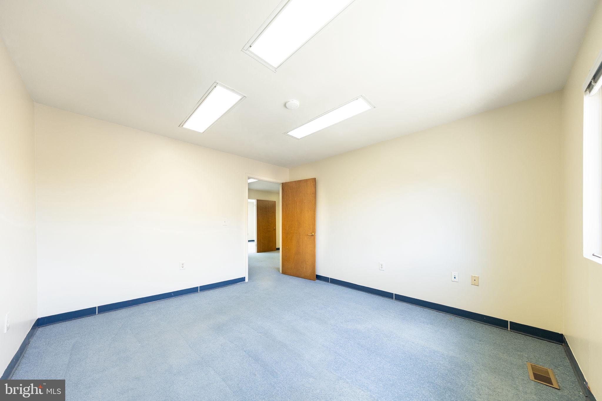 PARK PLACE PROFESSIONAL CENTER - Commercial Sale