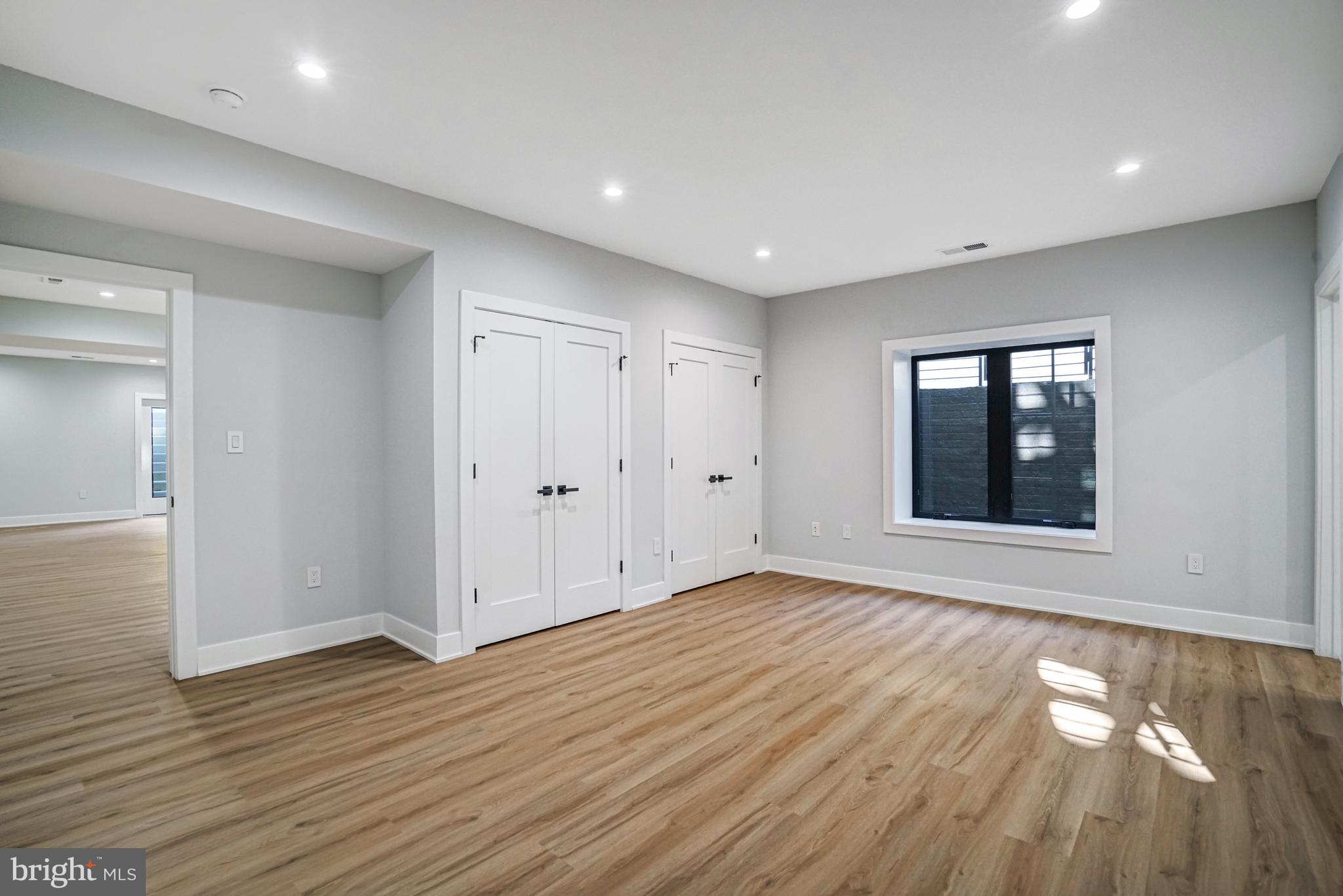 PIMMIT HILLS - Residential