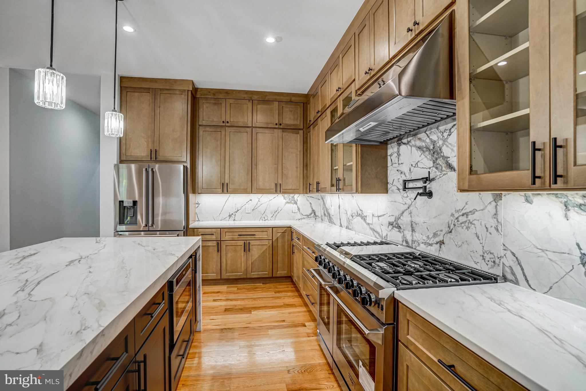 PIMMIT HILLS - Residential