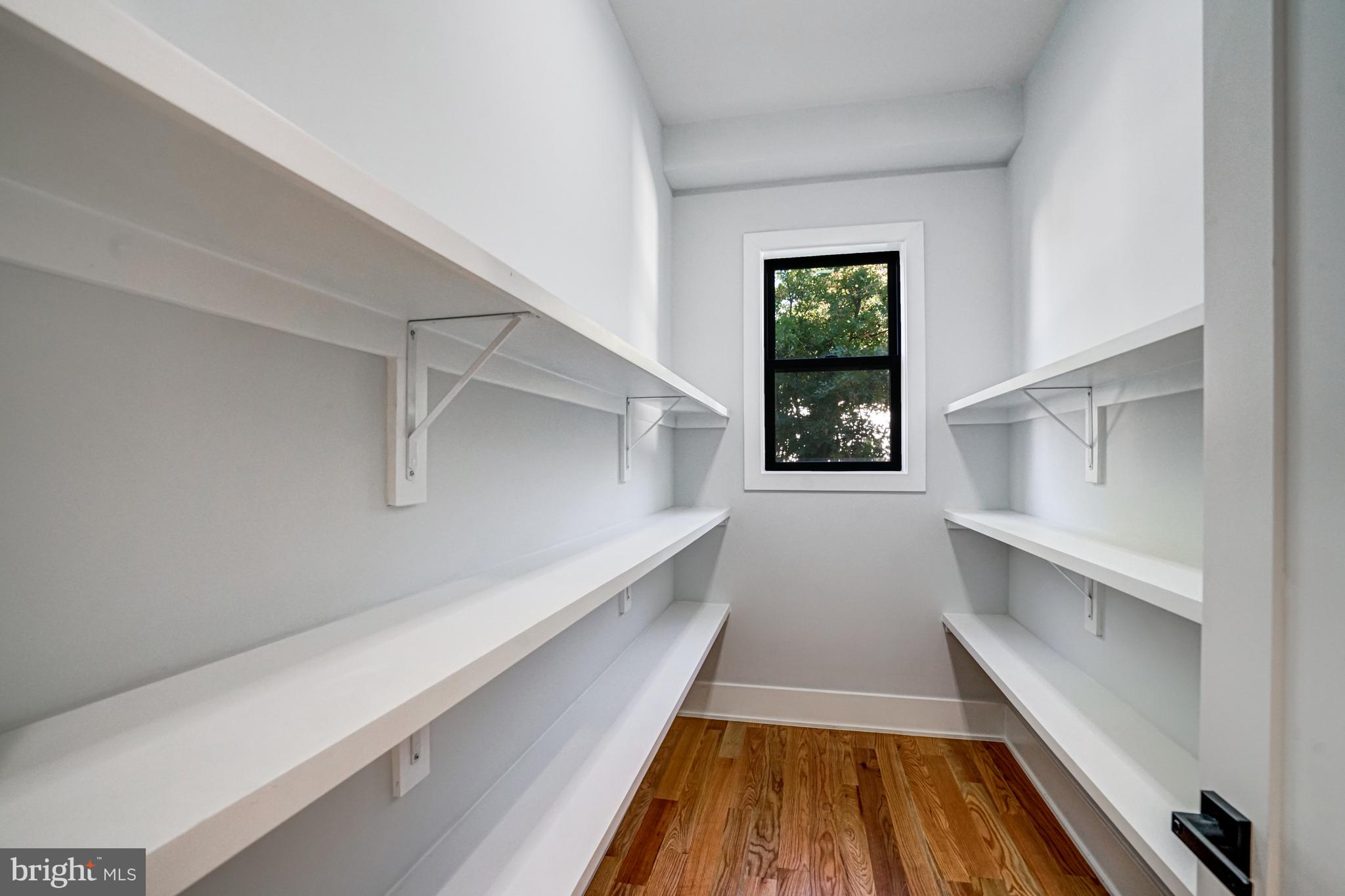 PIMMIT HILLS - Residential