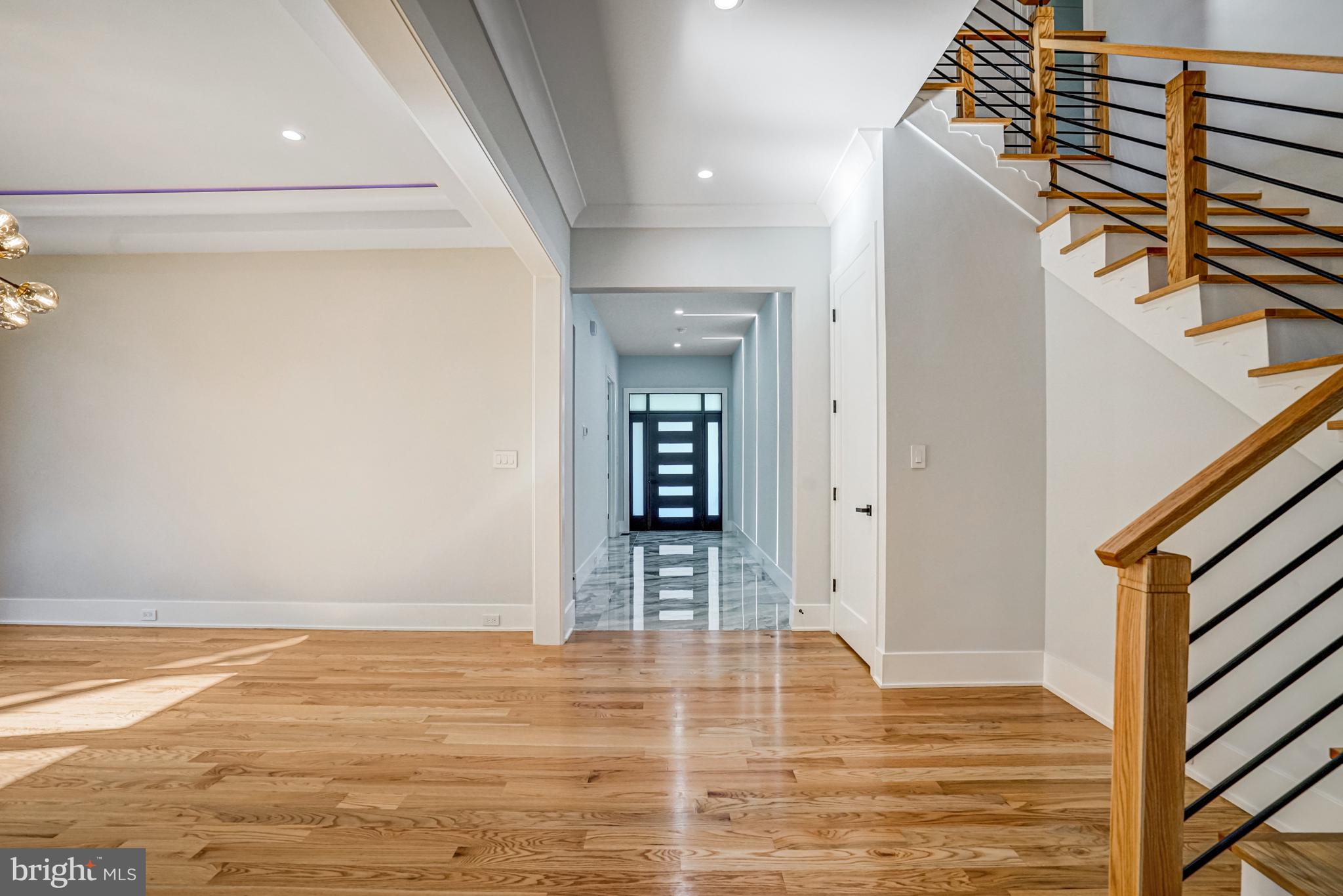 PIMMIT HILLS - Residential