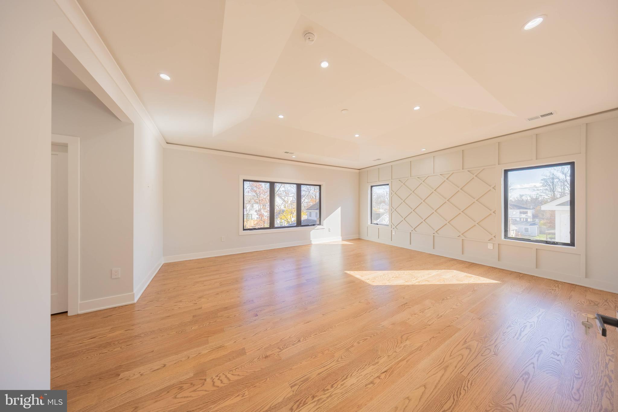 PIMMIT HILLS - Residential