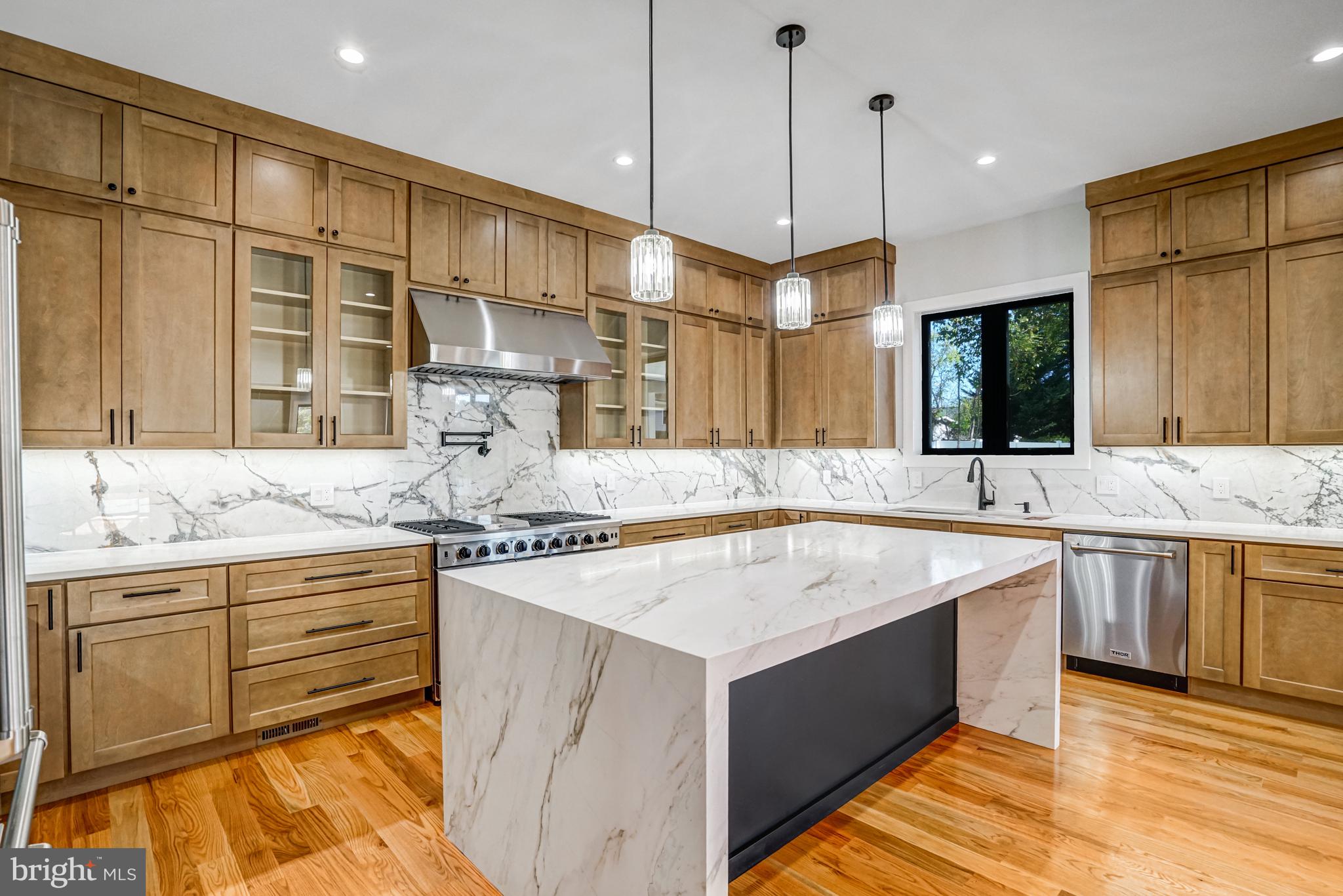 PIMMIT HILLS - Residential