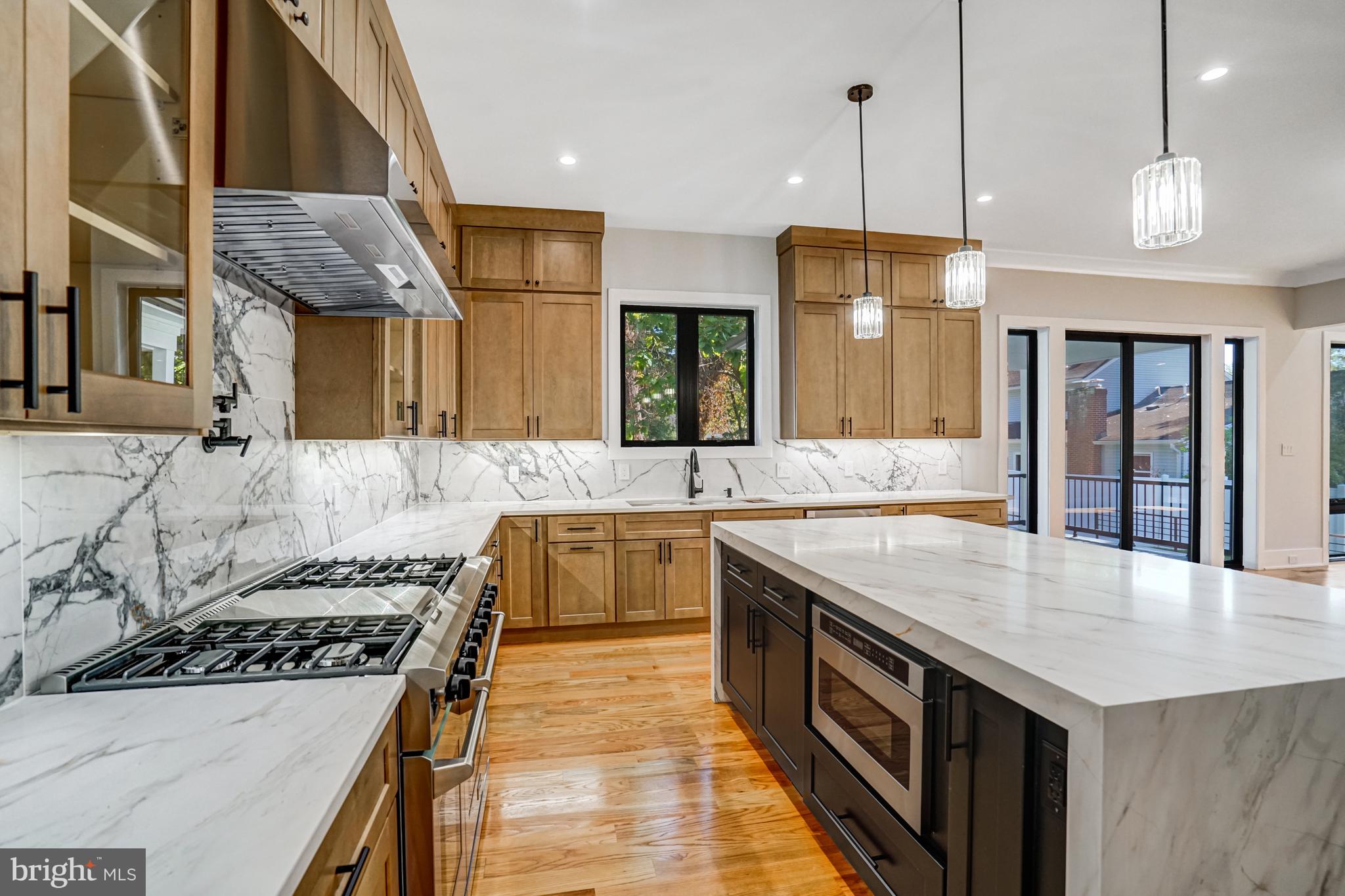 PIMMIT HILLS - Residential