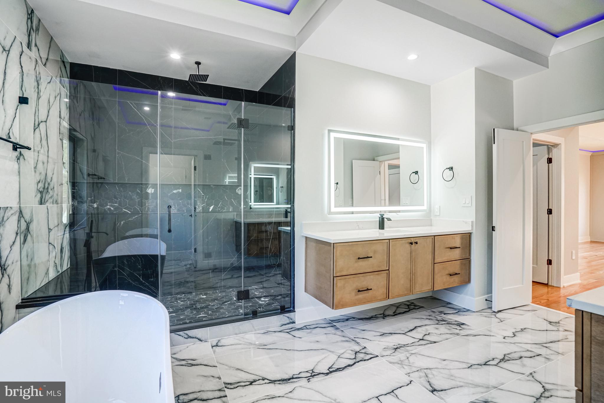 PIMMIT HILLS - Residential