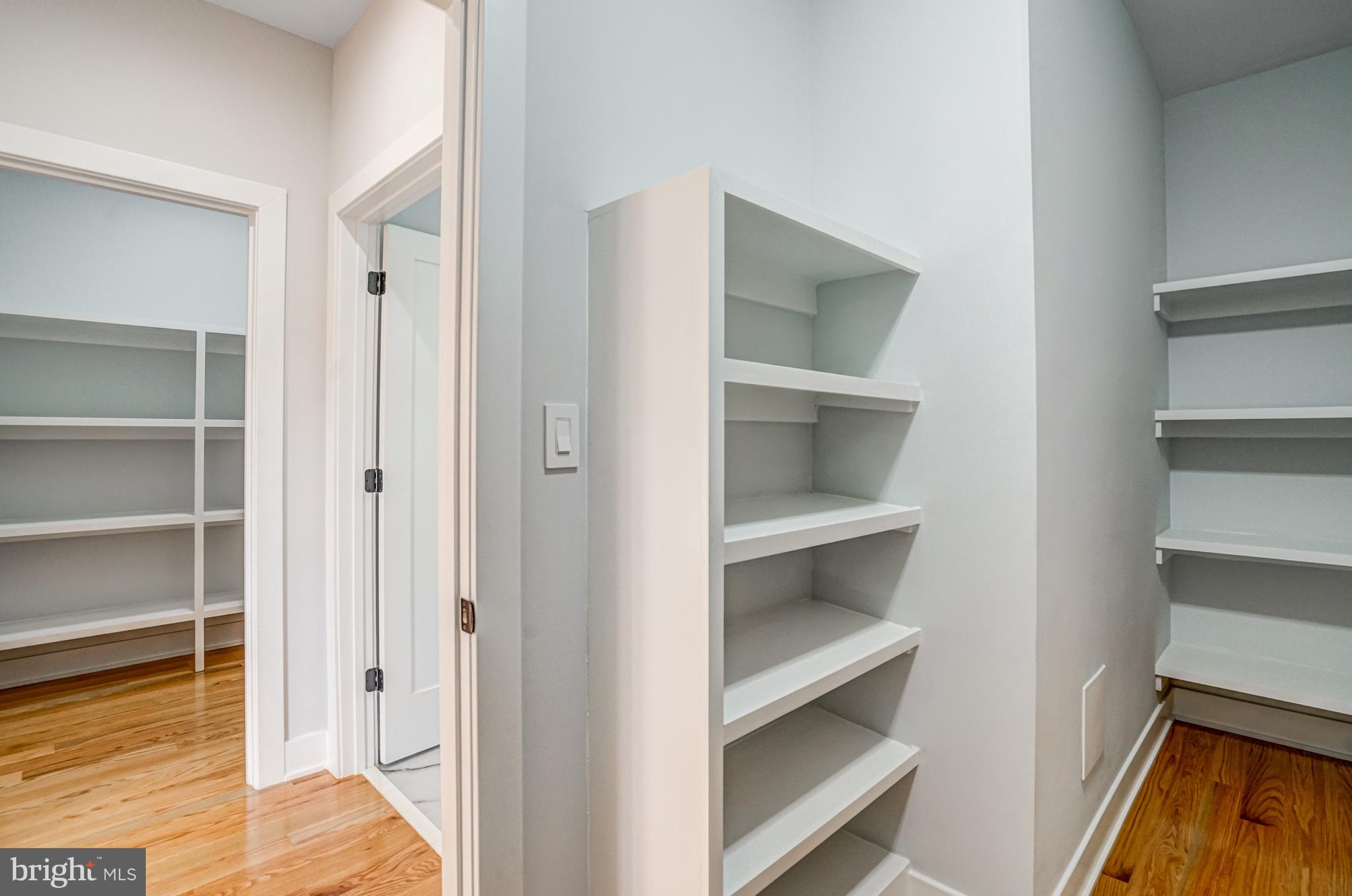 PIMMIT HILLS - Residential