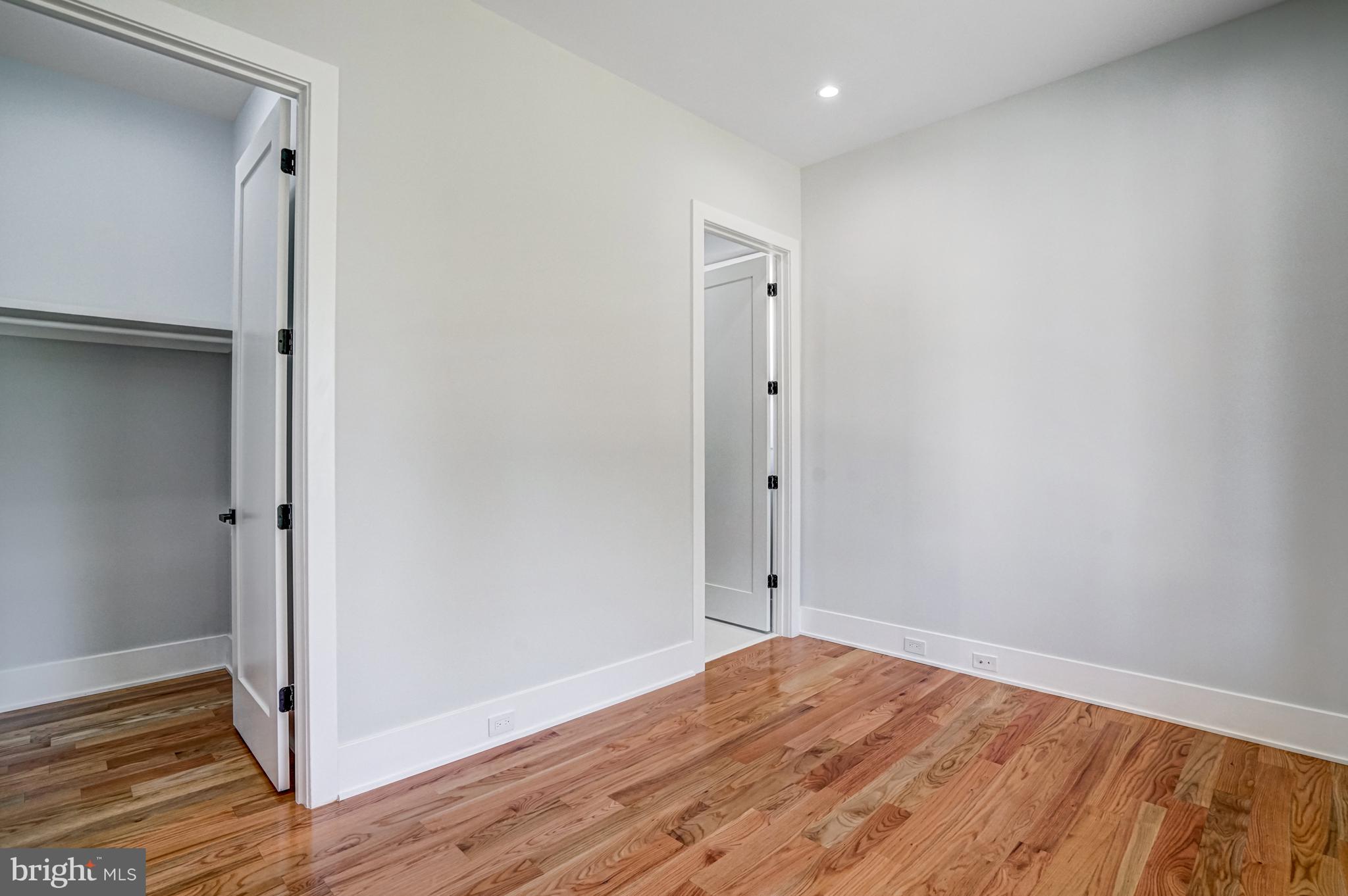 PIMMIT HILLS - Residential