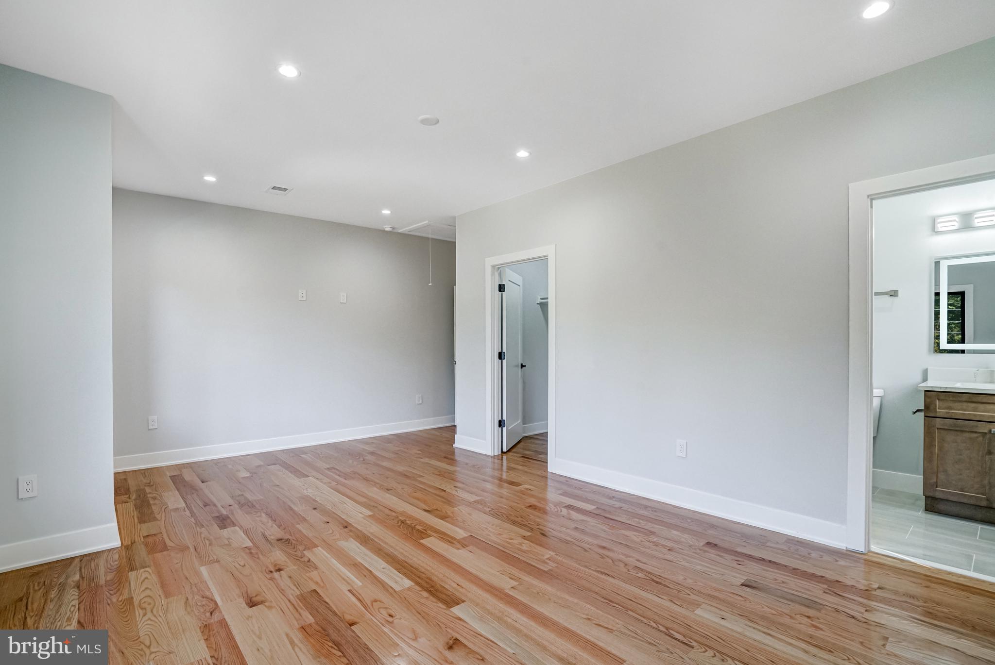 PIMMIT HILLS - Residential