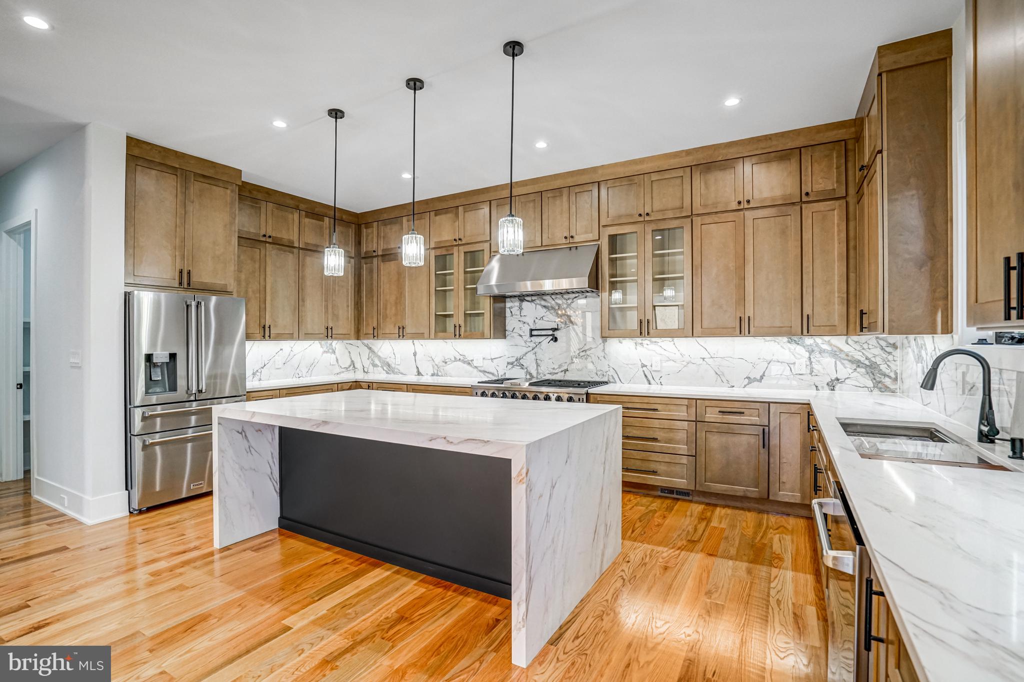 PIMMIT HILLS - Residential