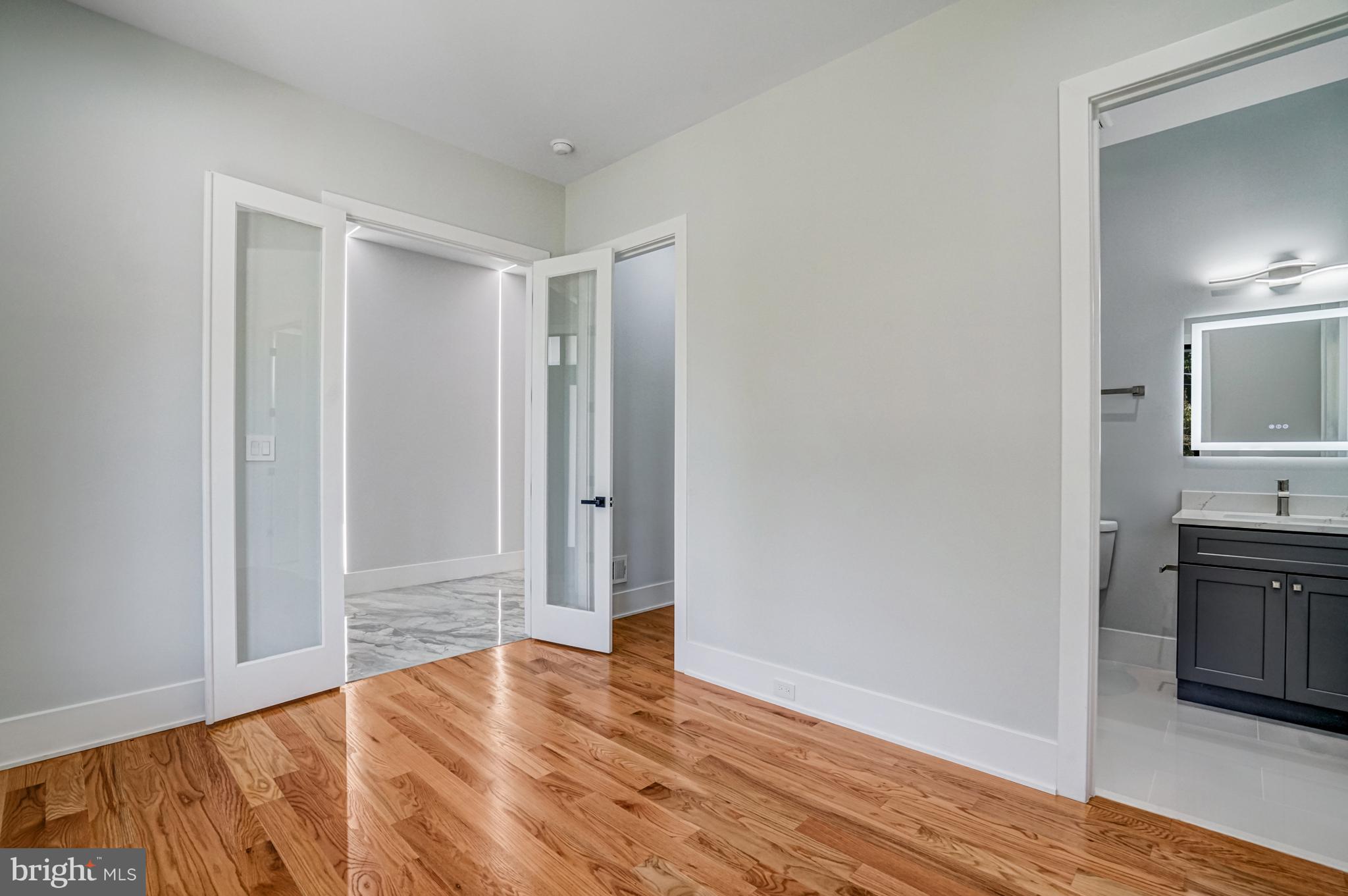 PIMMIT HILLS - Residential