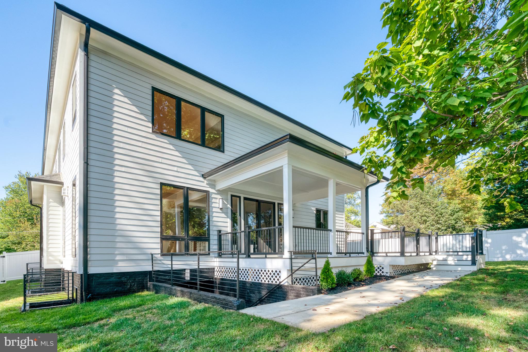 PIMMIT HILLS - Residential