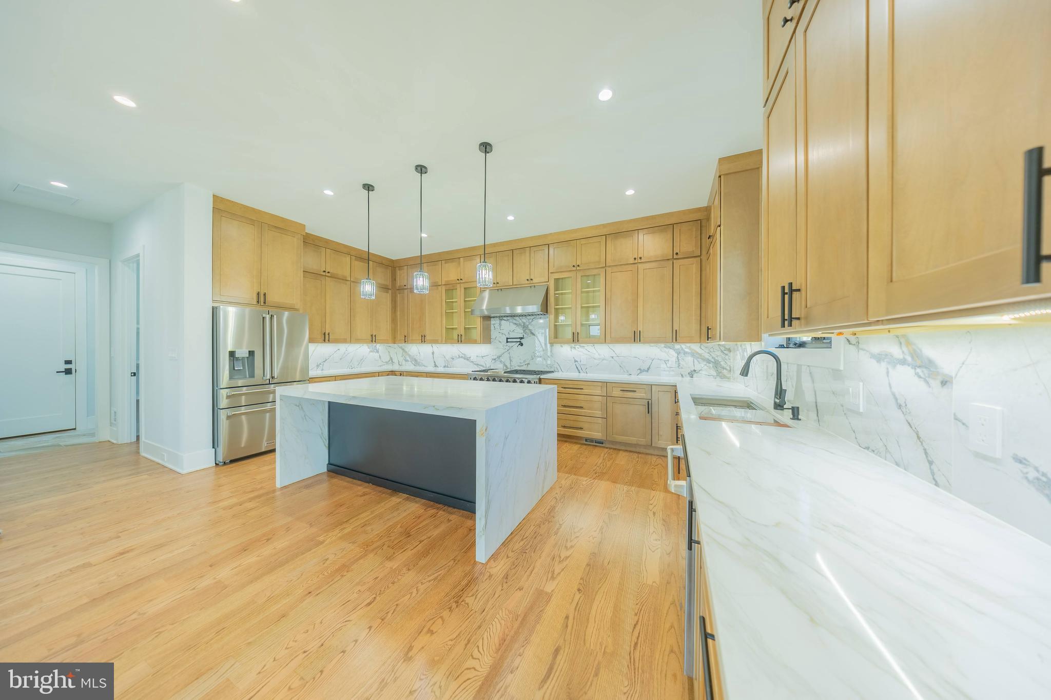 PIMMIT HILLS - Residential