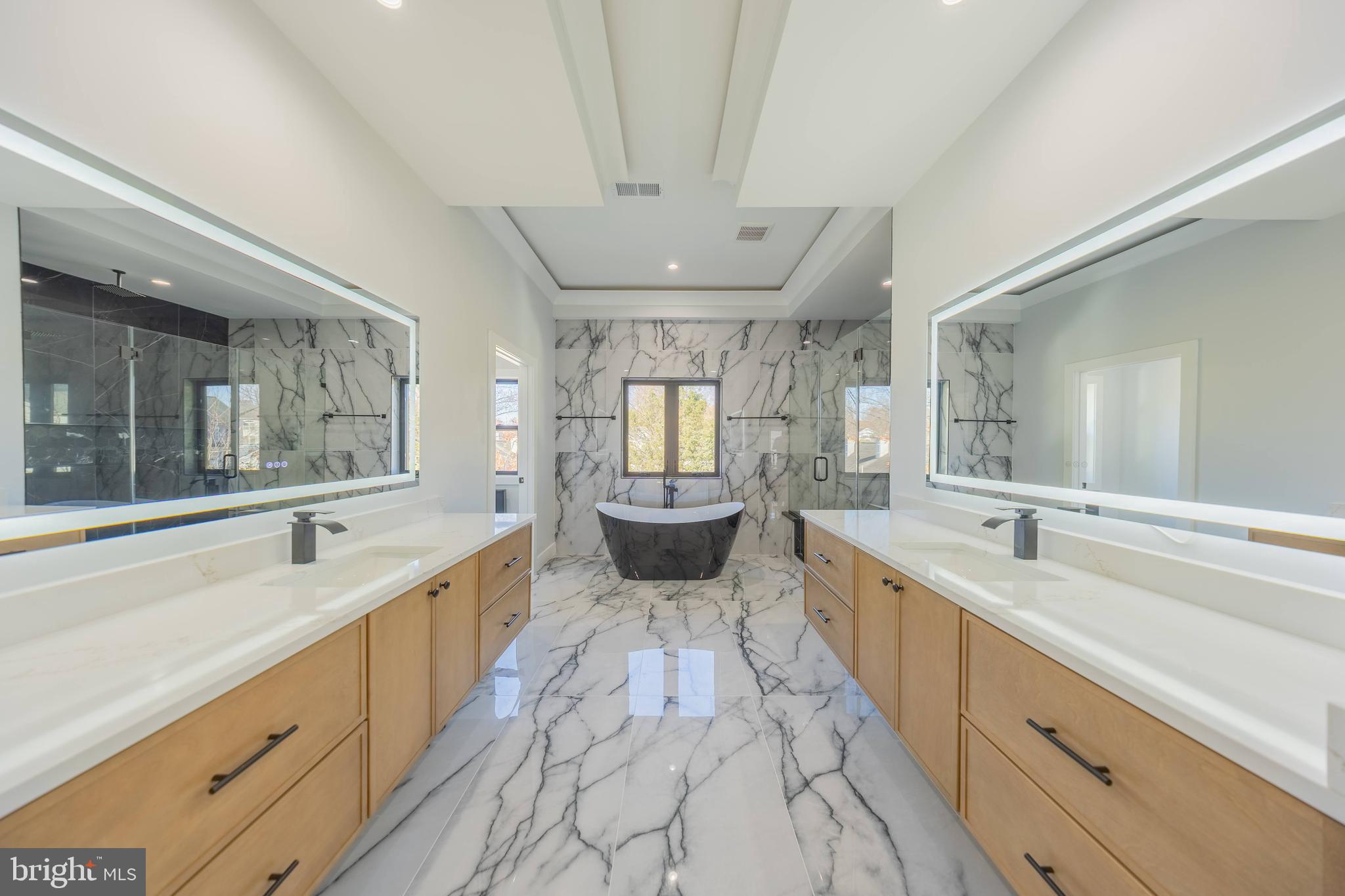 PIMMIT HILLS - Residential