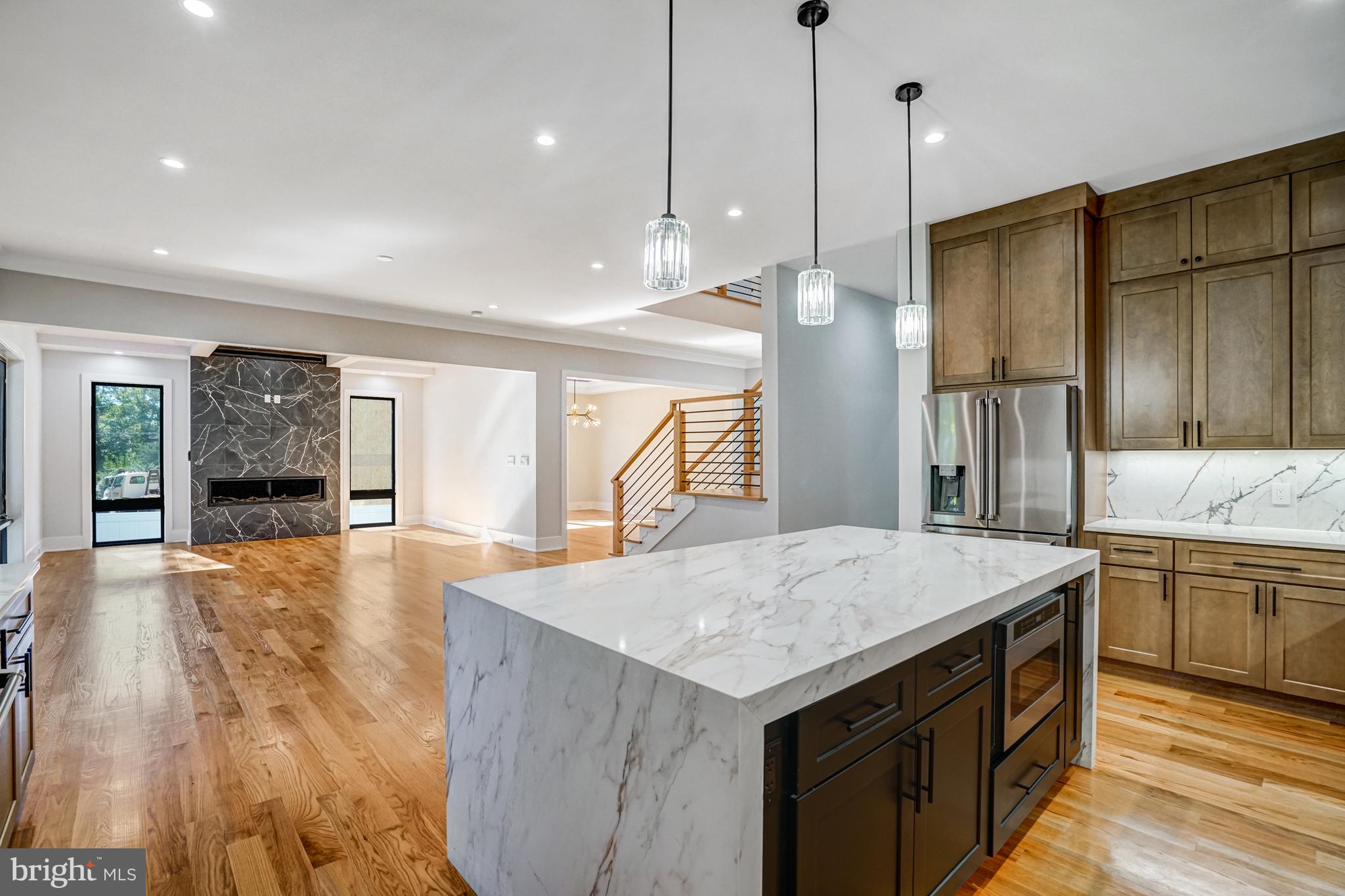 PIMMIT HILLS - Residential