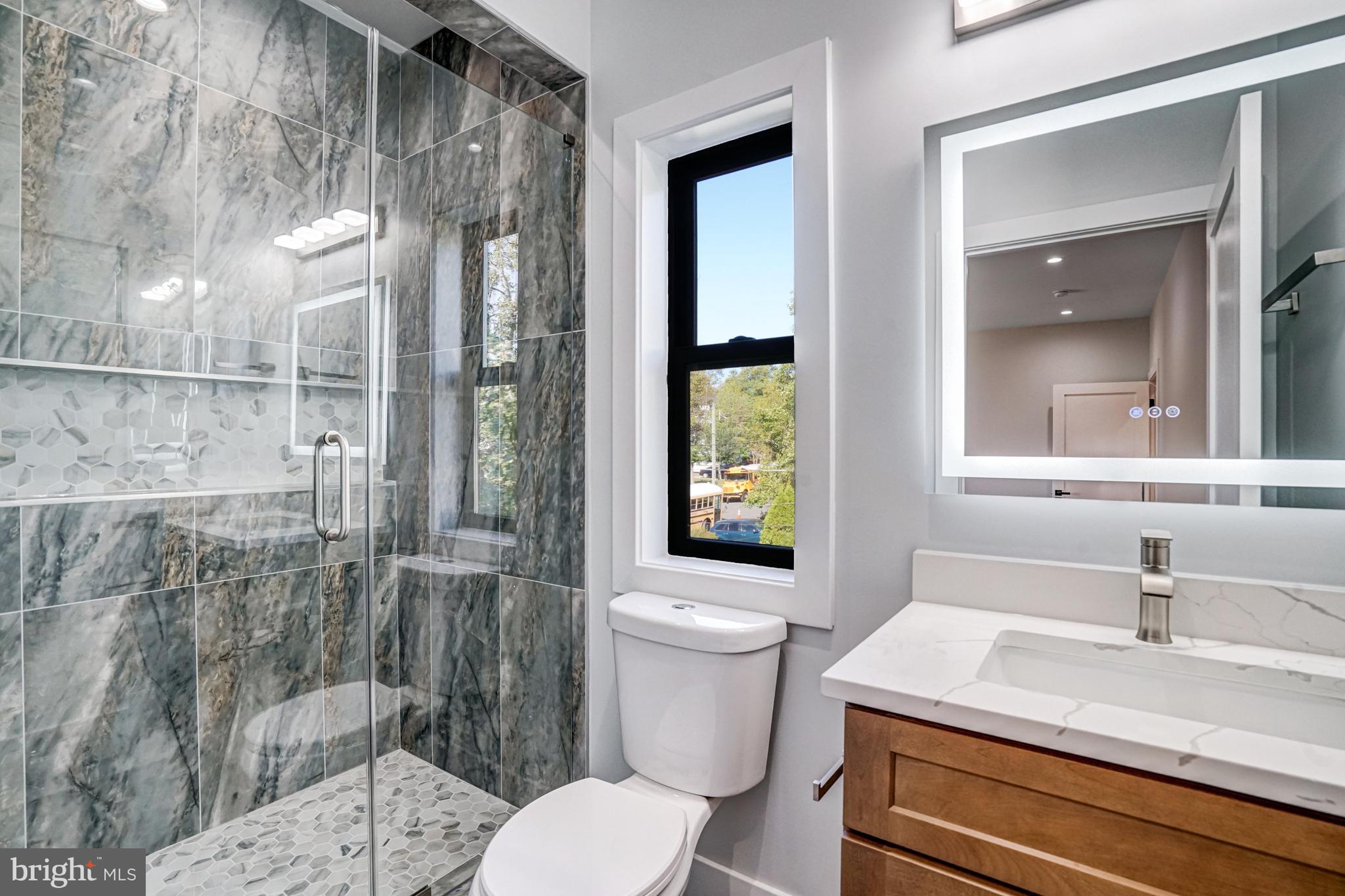 PIMMIT HILLS - Residential