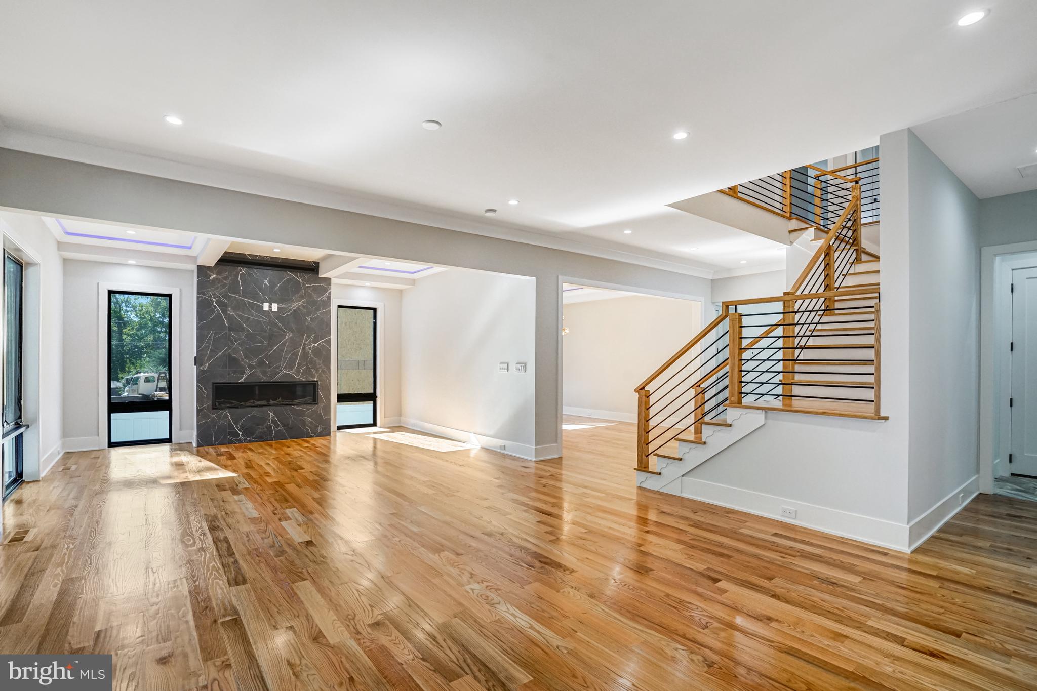 PIMMIT HILLS - Residential