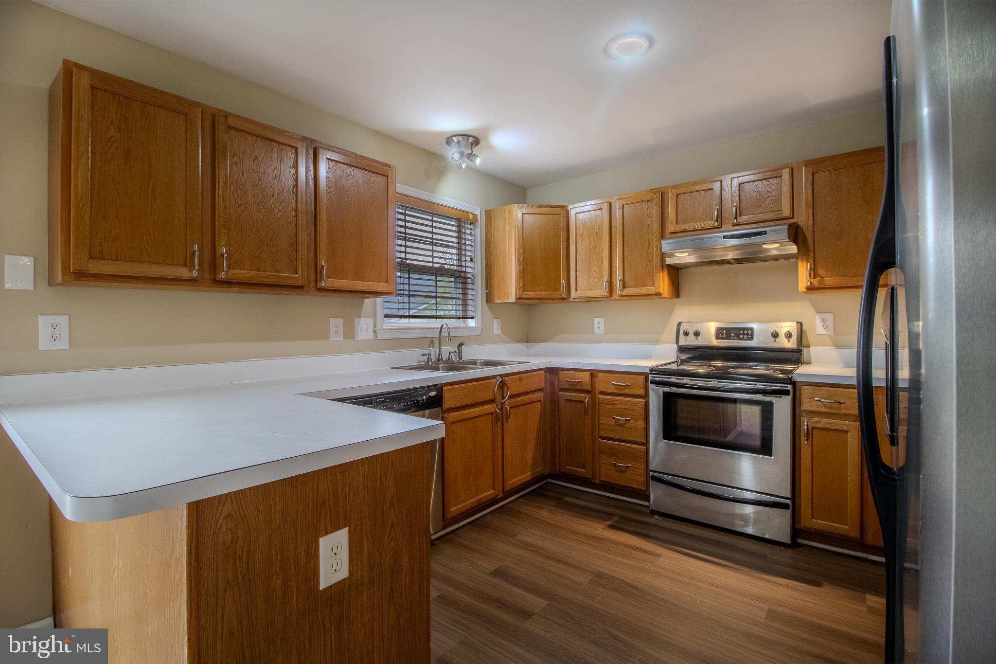 TOWNES OF INWOOD - Residential