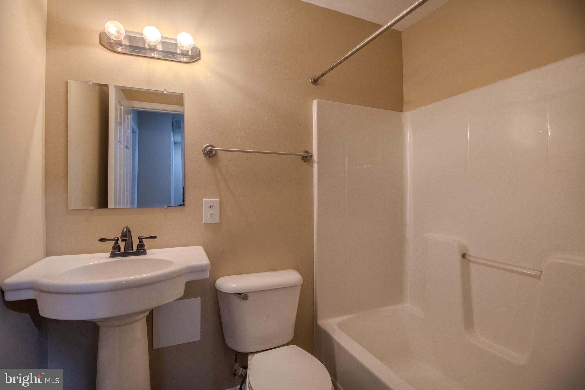 TOWNES OF INWOOD - Residential