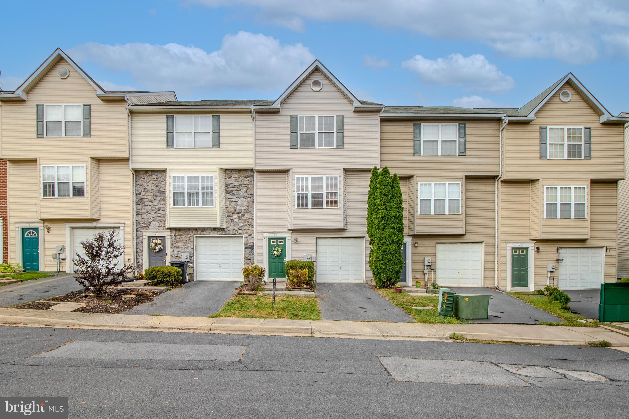 TOWNES OF INWOOD - Residential