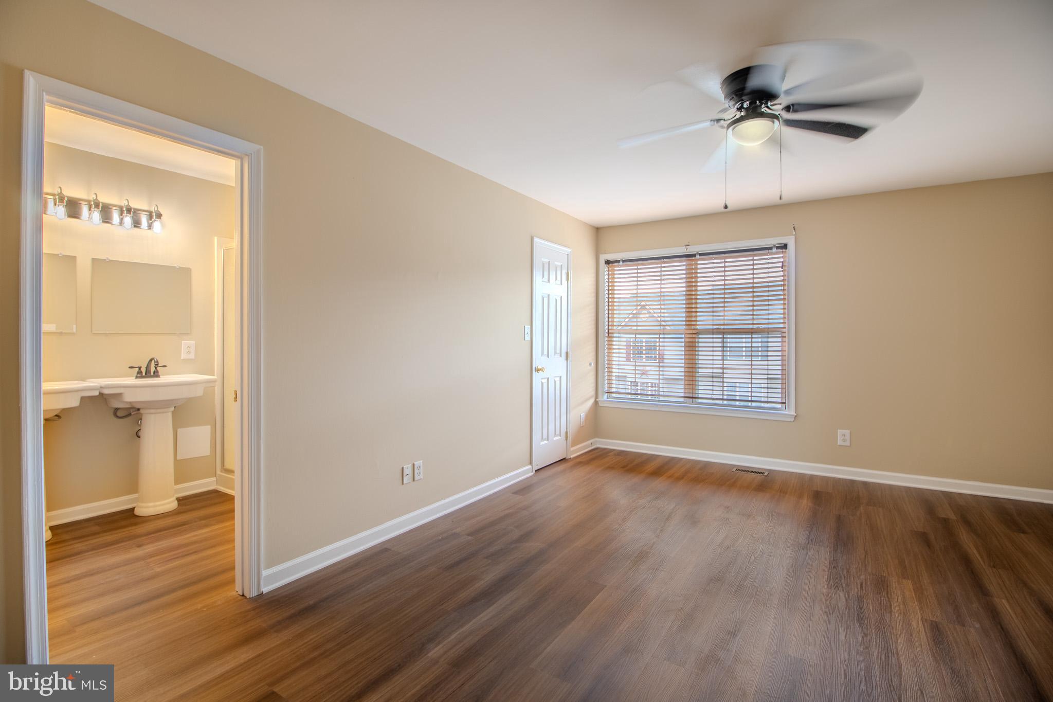 TOWNES OF INWOOD - Residential