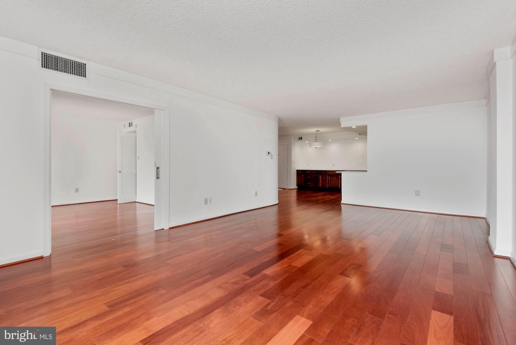 THE REPRESENTATIVE - Residential Lease