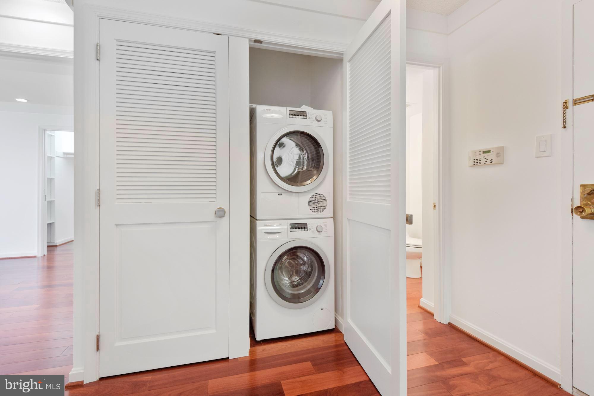 THE REPRESENTATIVE - Residential Lease