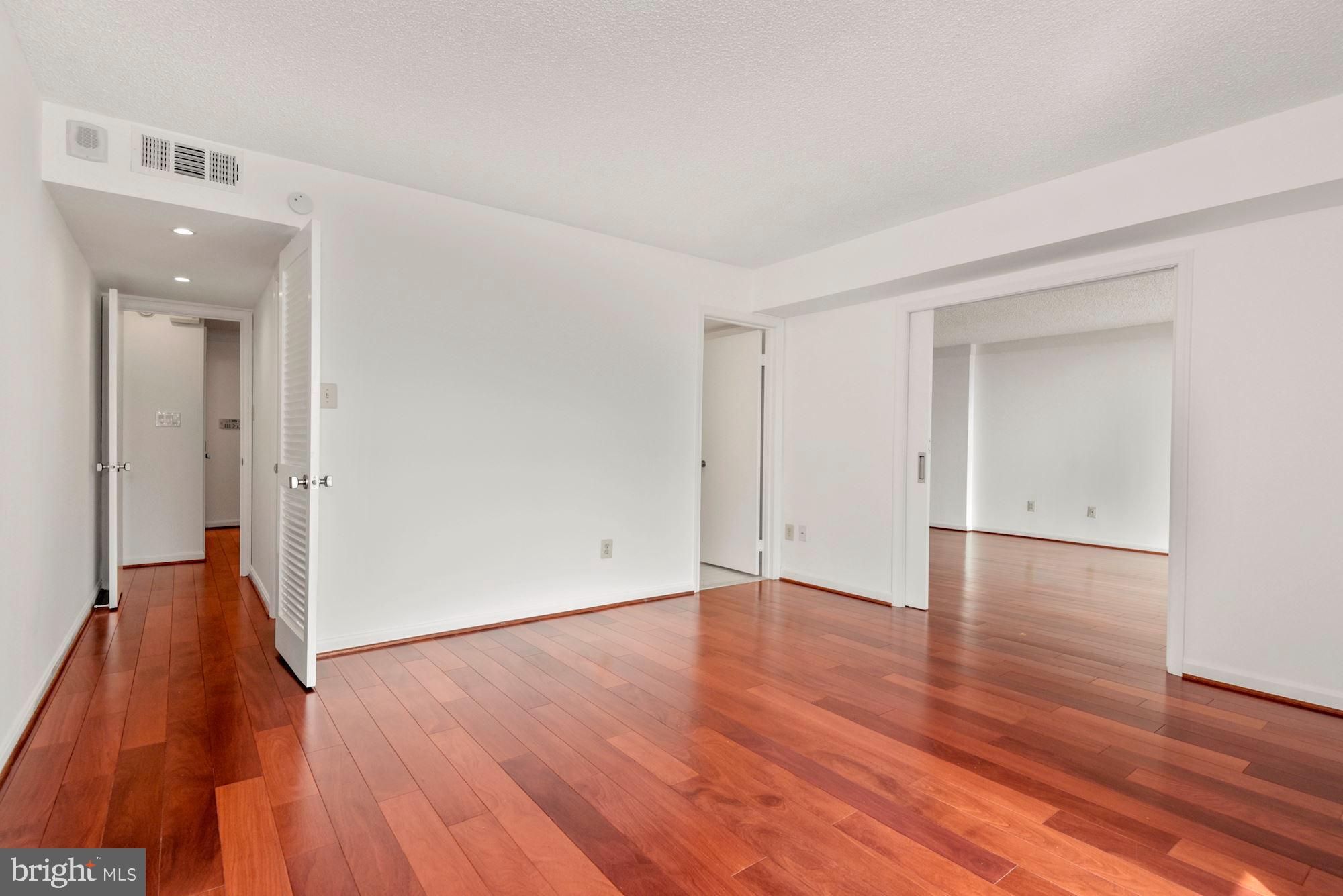 THE REPRESENTATIVE - Residential Lease