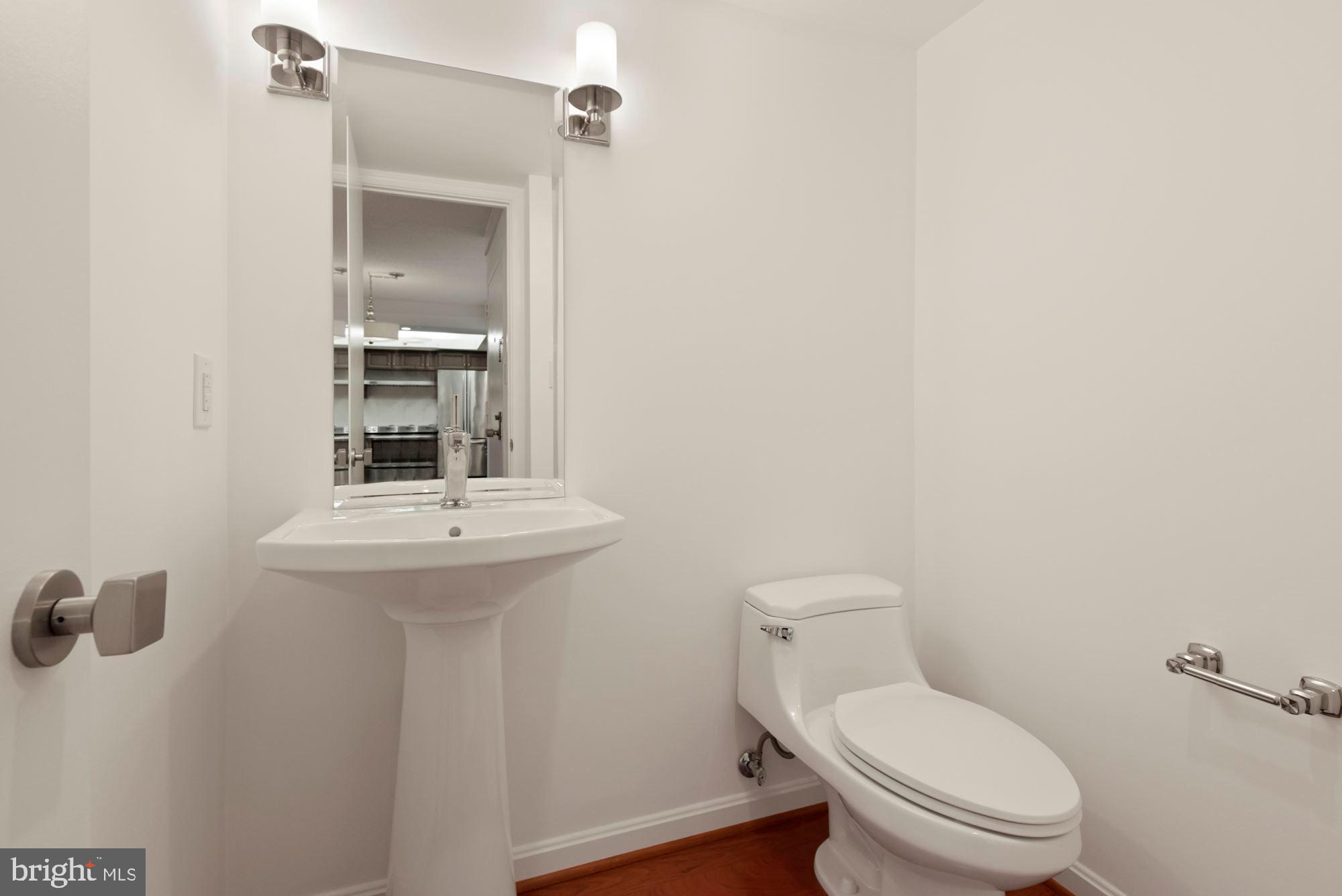 THE REPRESENTATIVE - Residential Lease