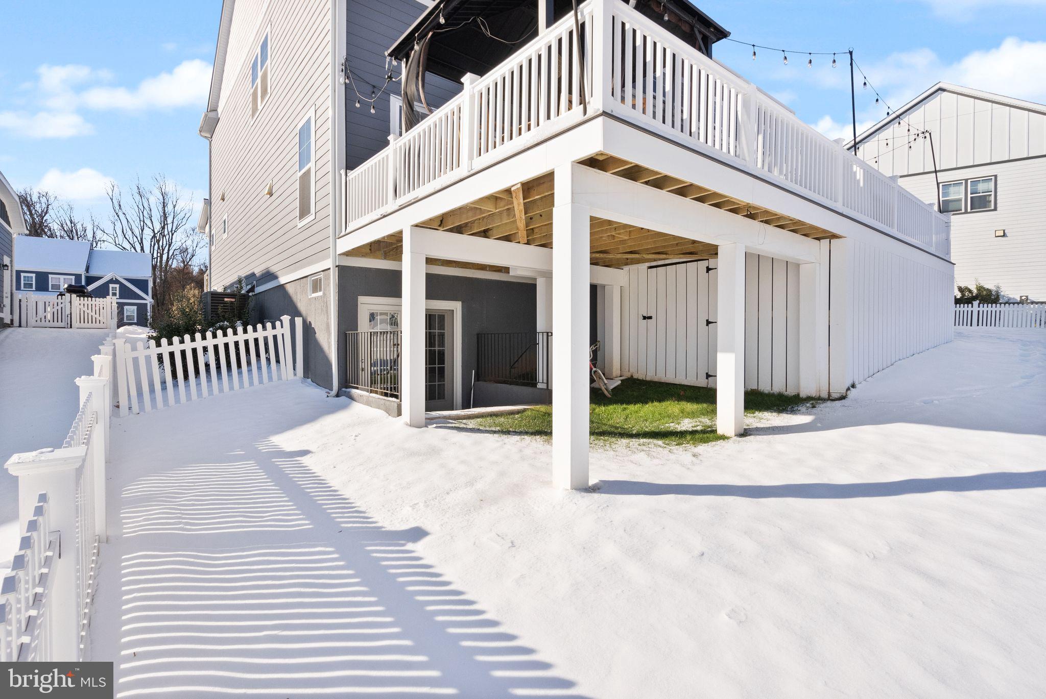 WILLOWSFORD - Residential Lease