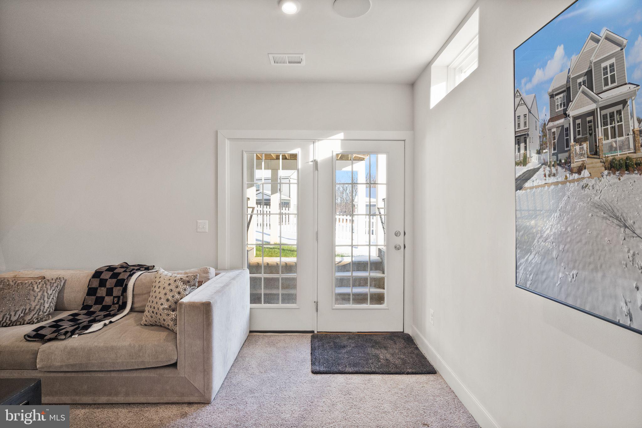 WILLOWSFORD - Residential Lease