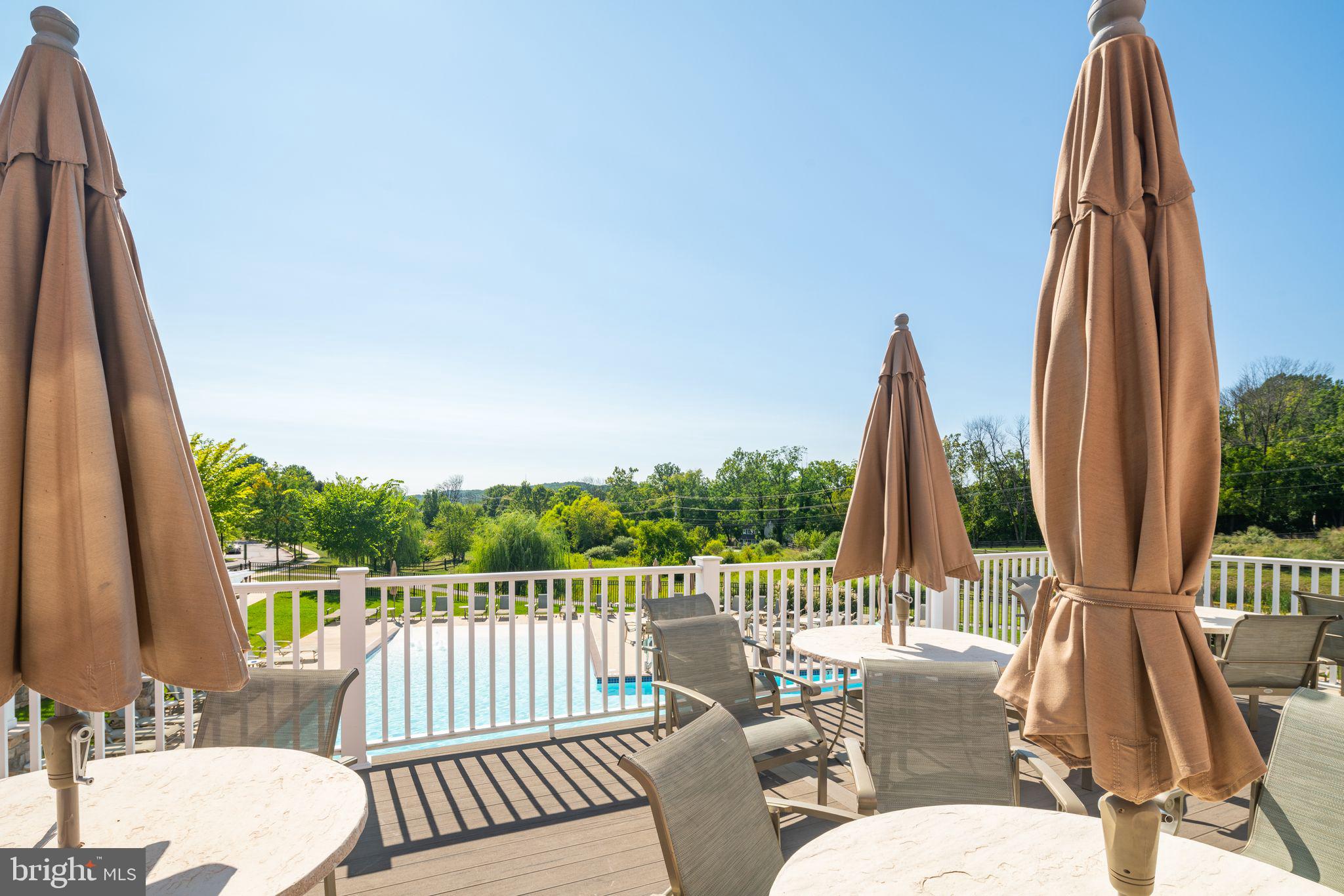 SPRING OAK - Residential