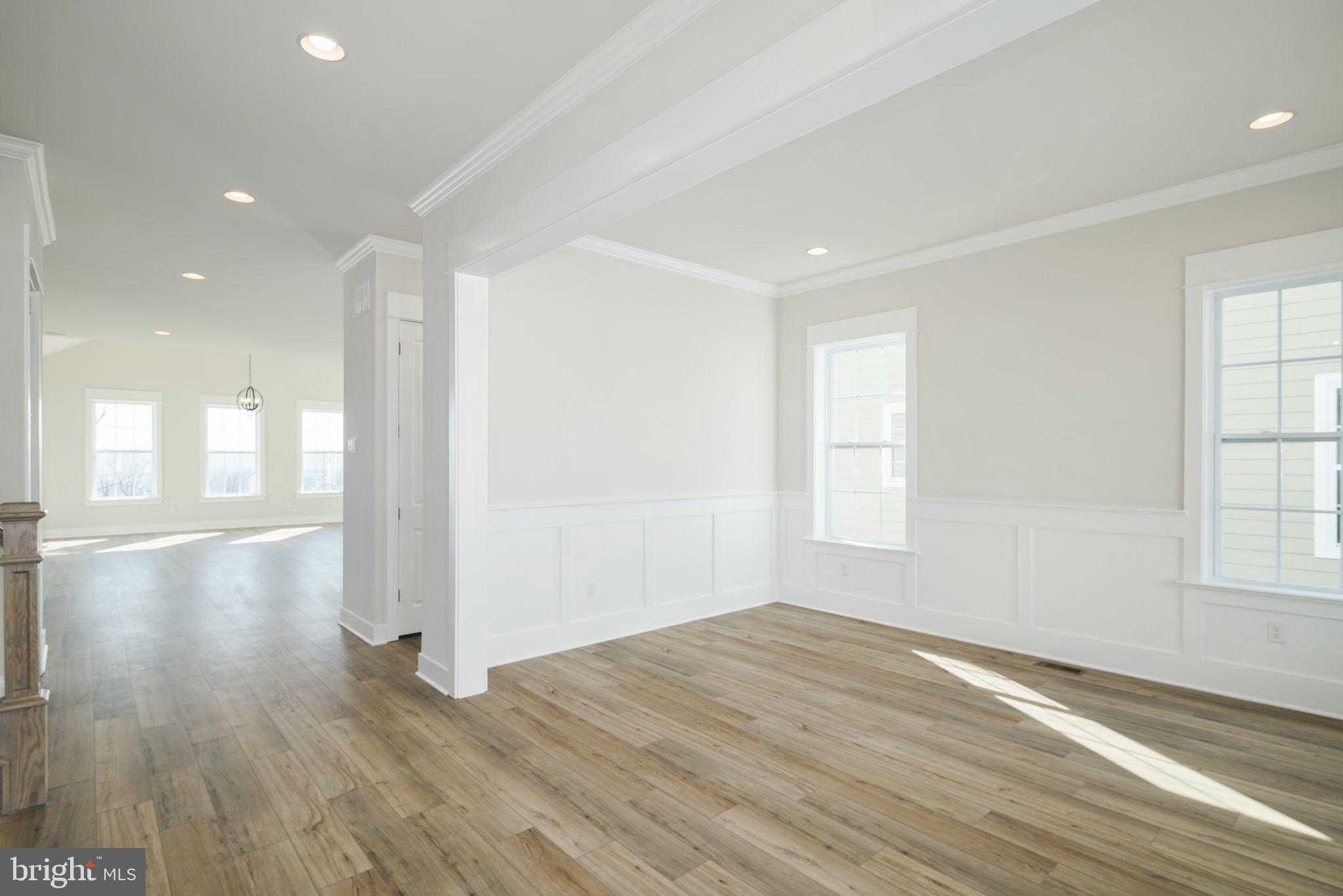 SPRING OAK - Residential