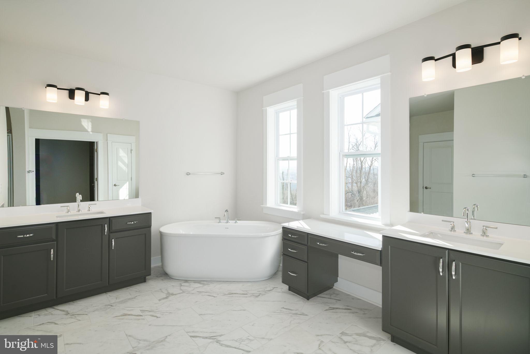 SPRING OAK - Residential