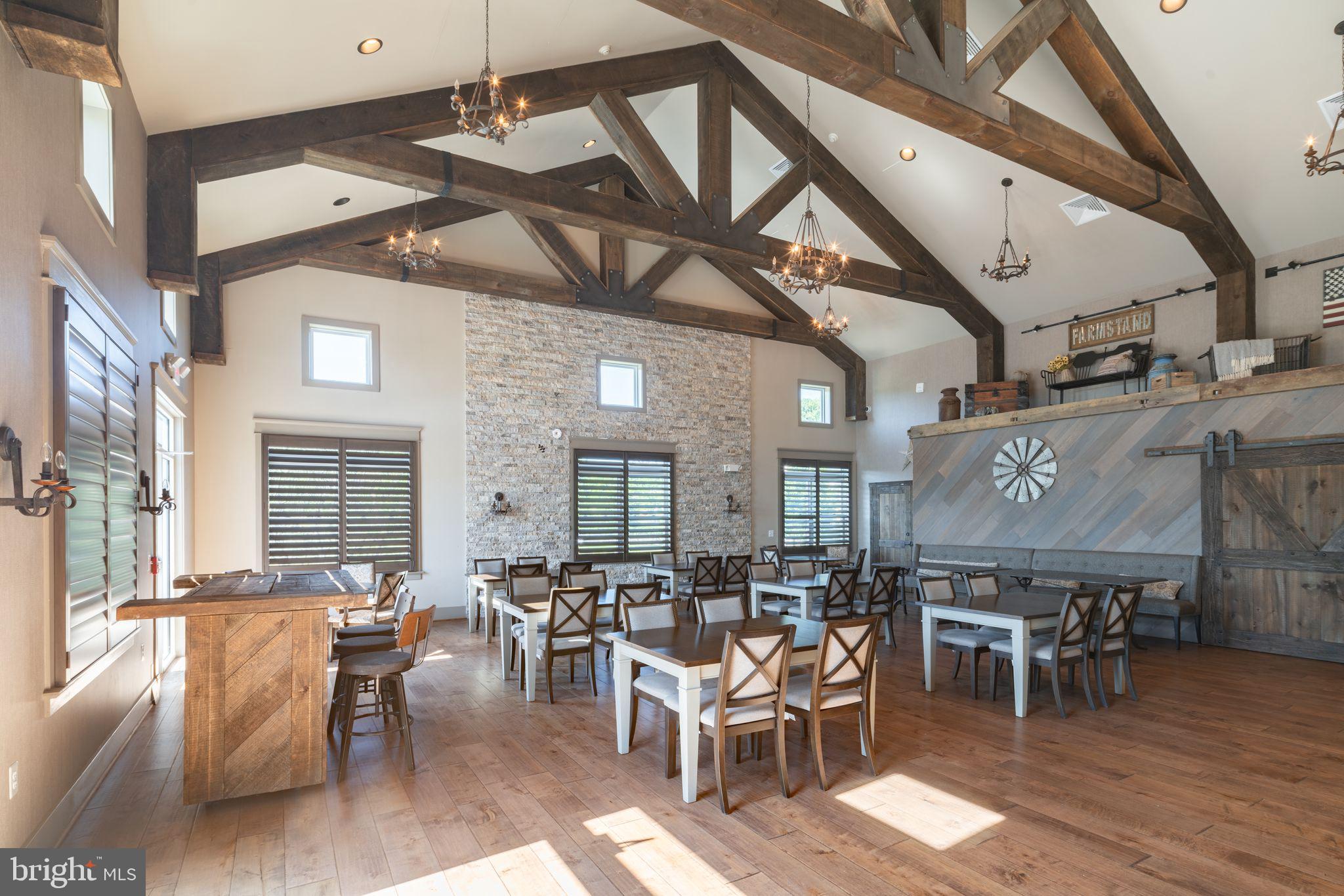 SPRING OAK - Residential