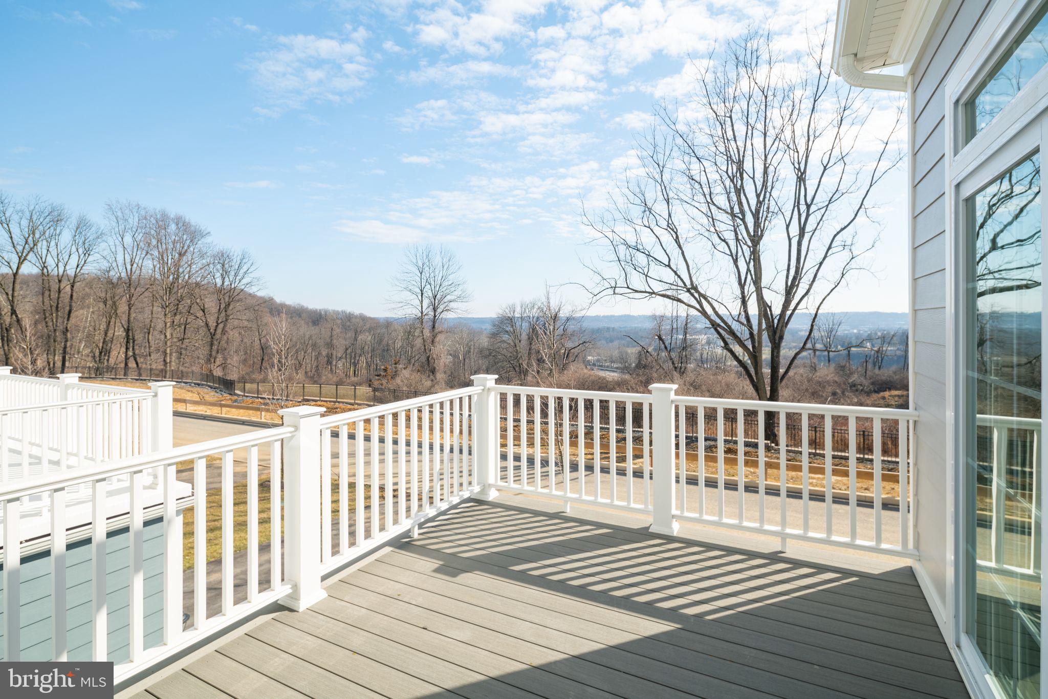 SPRING OAK - Residential