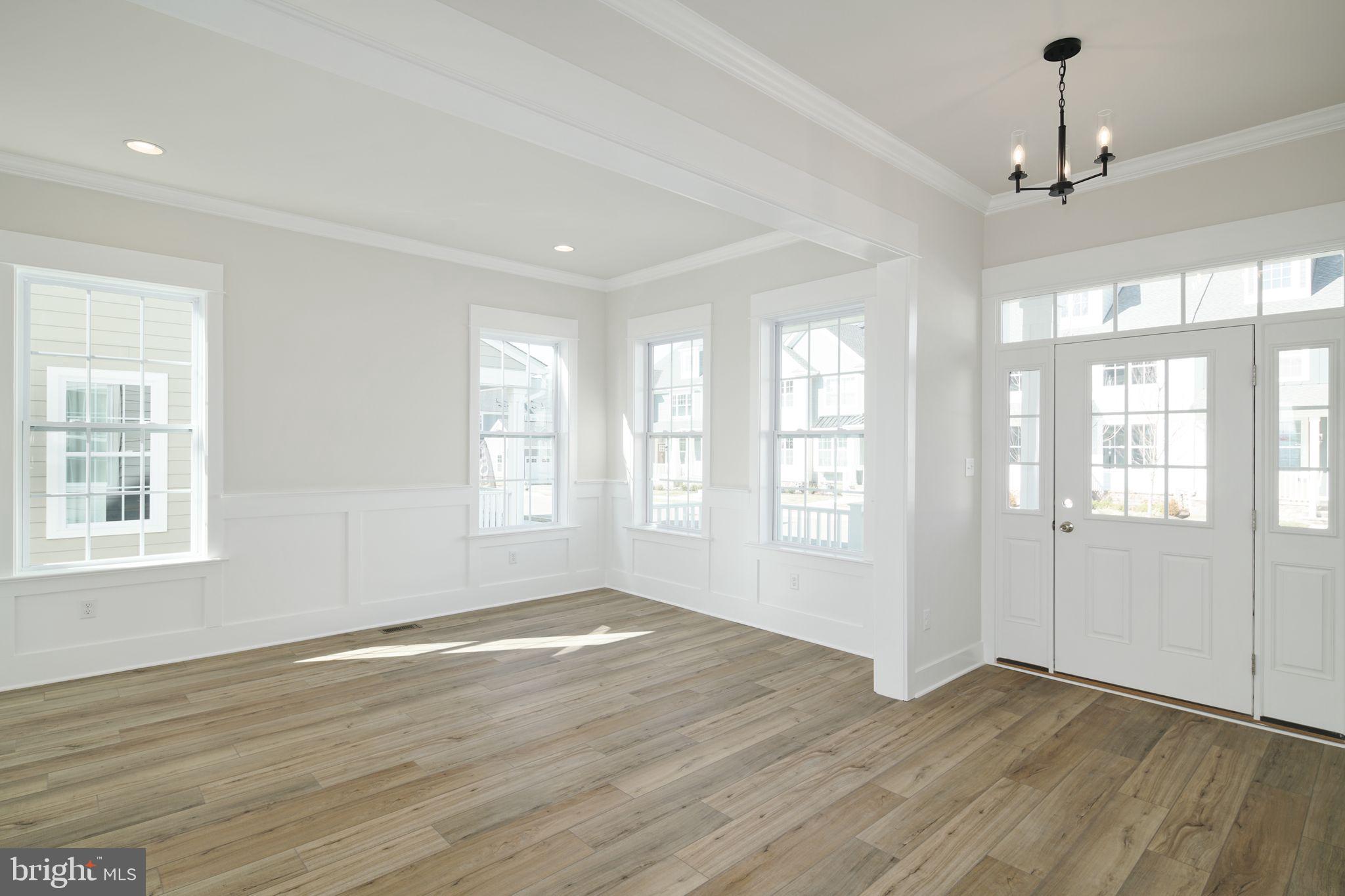 SPRING OAK - Residential