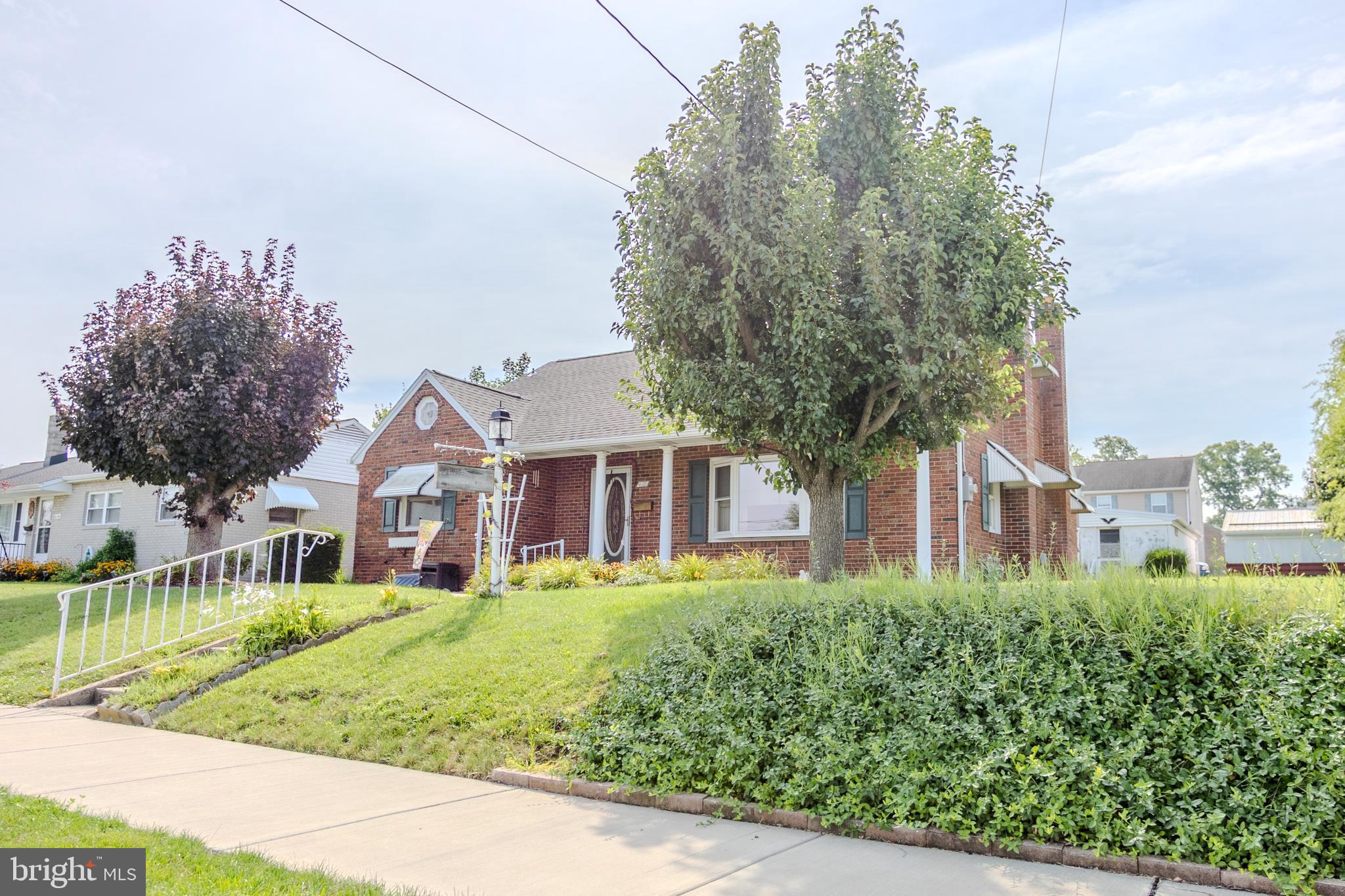 410 DELONE AVE