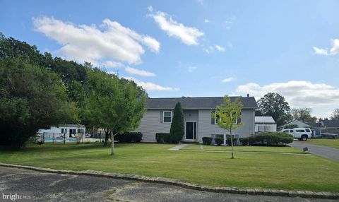 Photo of 2139 E Oak Dr E Dr E, MILLVILLE, NJ 08332 (MLS # NJCB2027792)