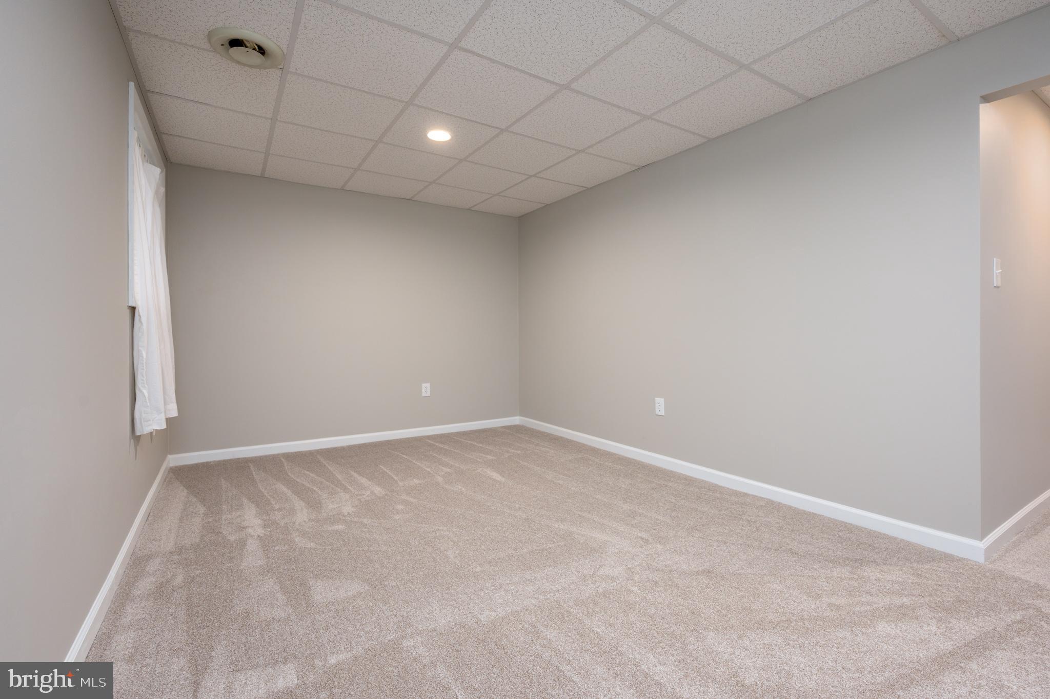 KINGS RANSOM CONDO - Residential