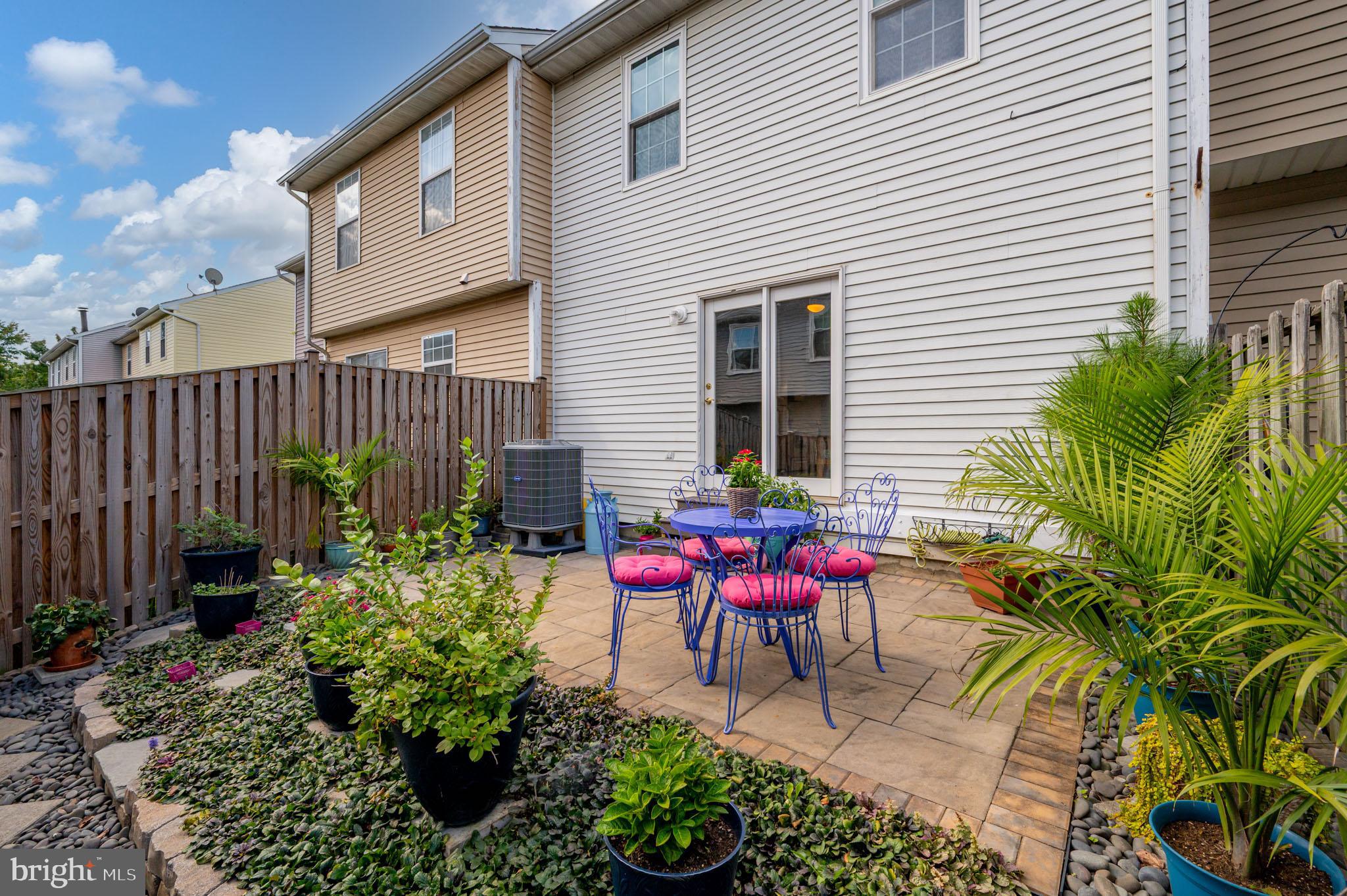 KINGS RANSOM CONDO - Residential