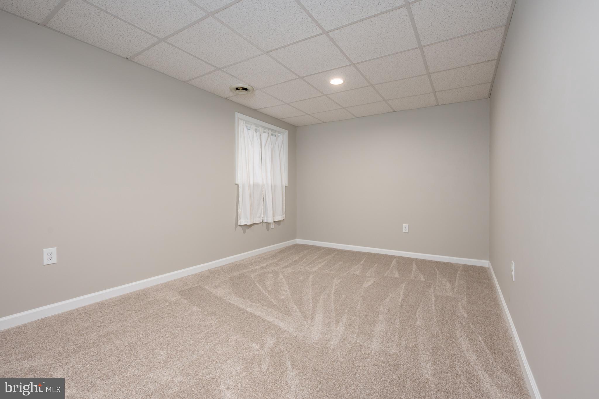 KINGS RANSOM CONDO - Residential