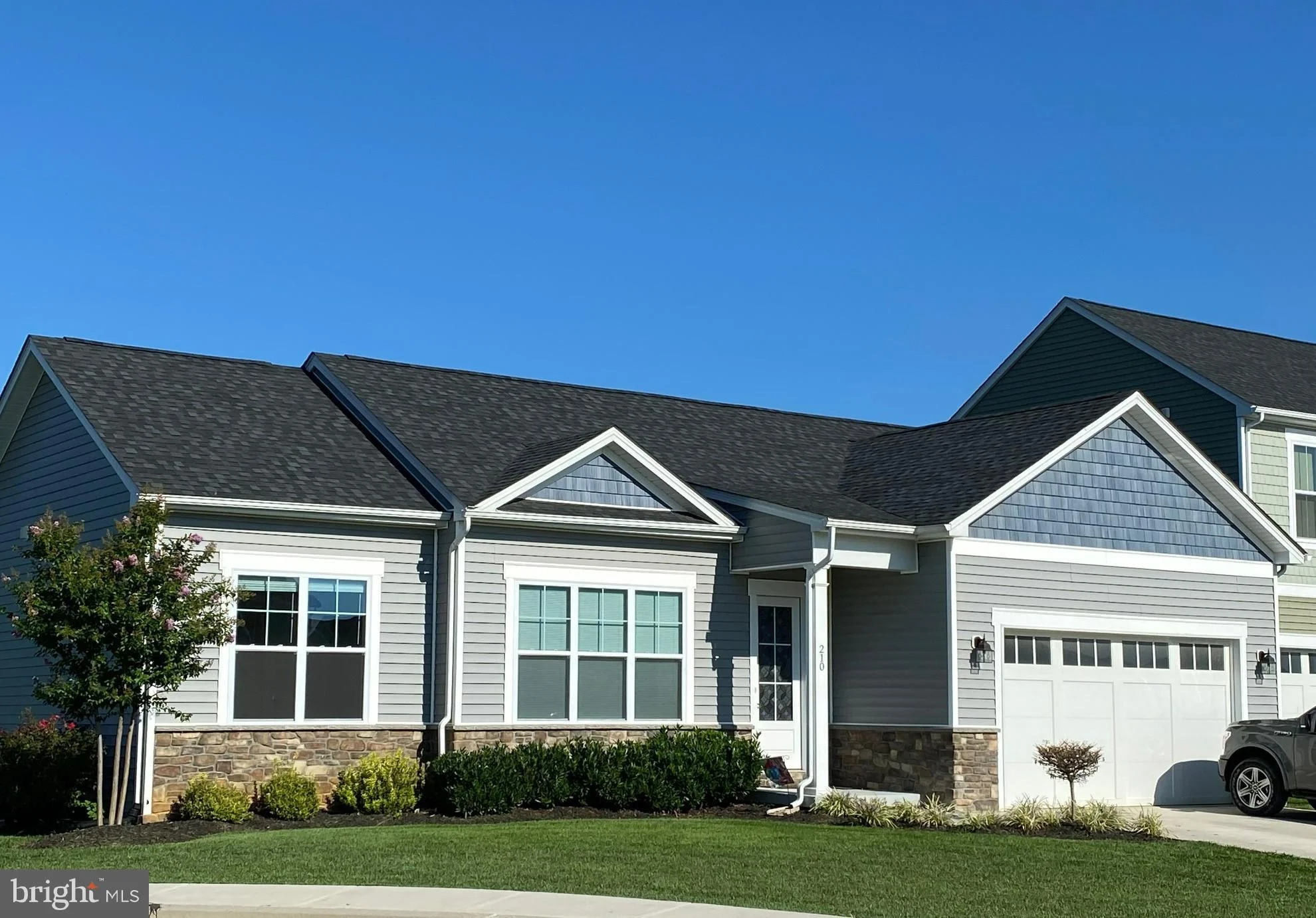 210 Aylesbury Lane, Martinsburg, WV 25403